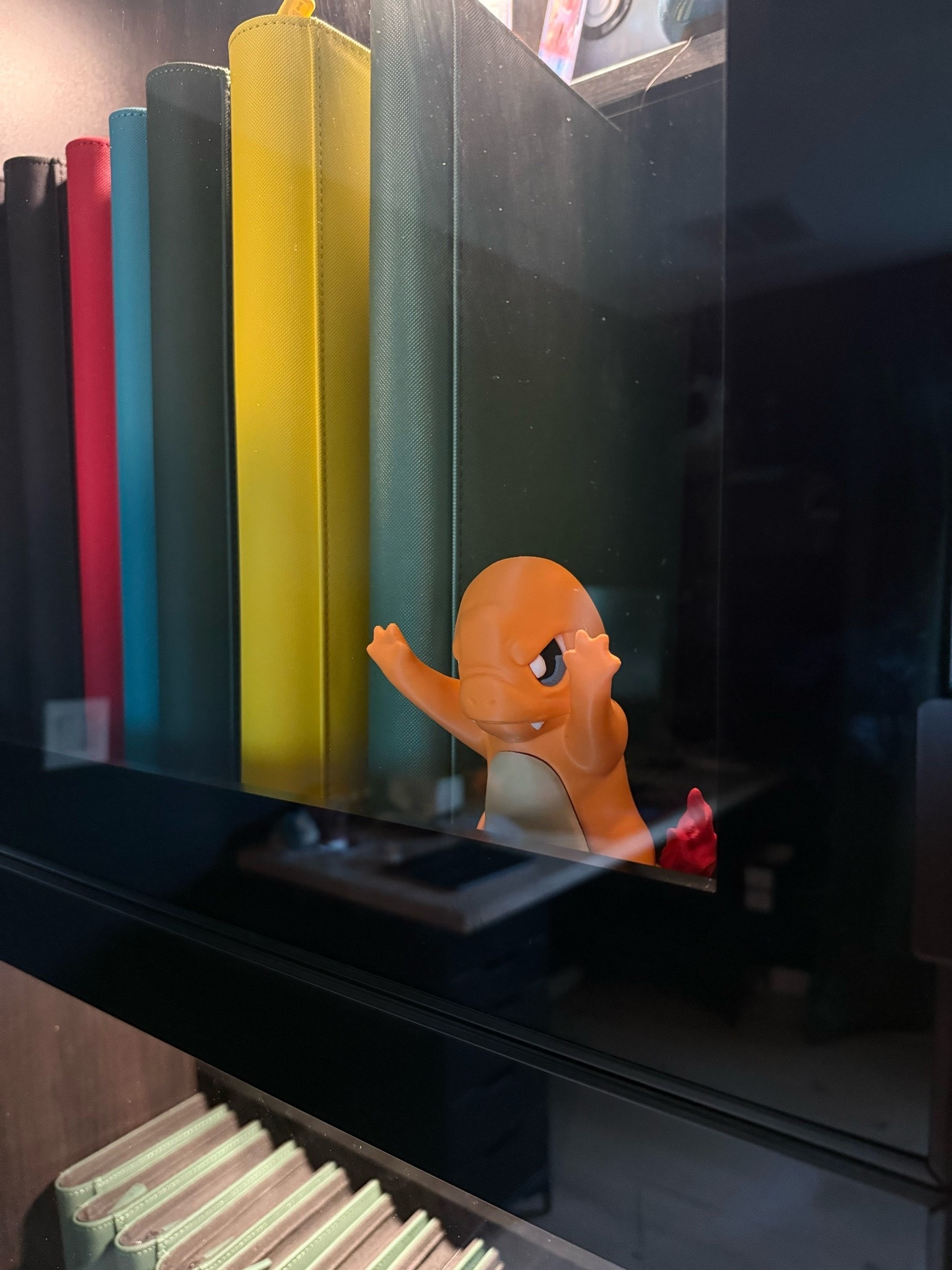 Charmander Smooshed Window Display – 3D Printed PC Case Decor – 5” Fire Lizard Figure