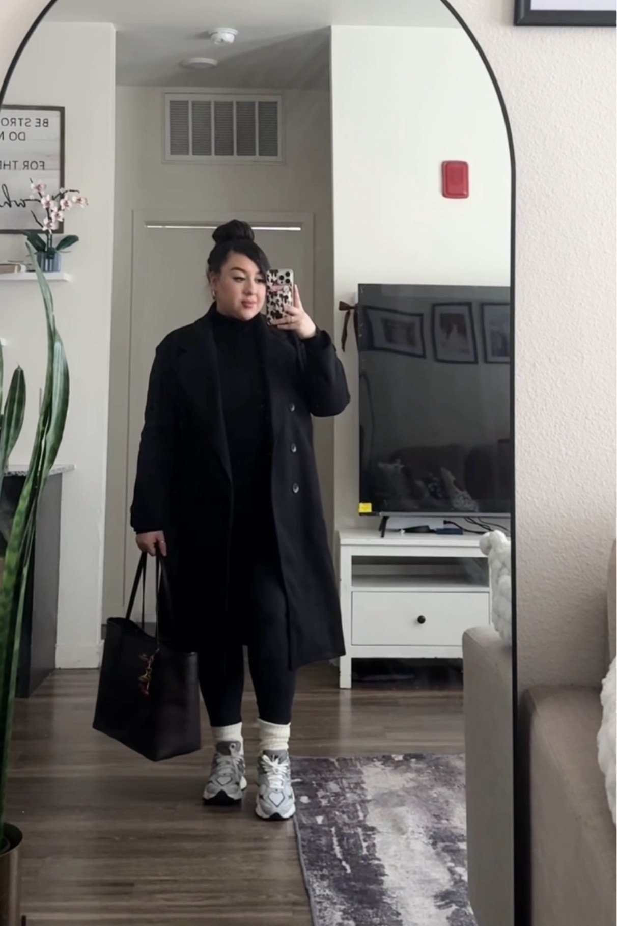 Pregnancy ootd 🤍✨ 

#LTKBump #LTKHoliday #LTKU
