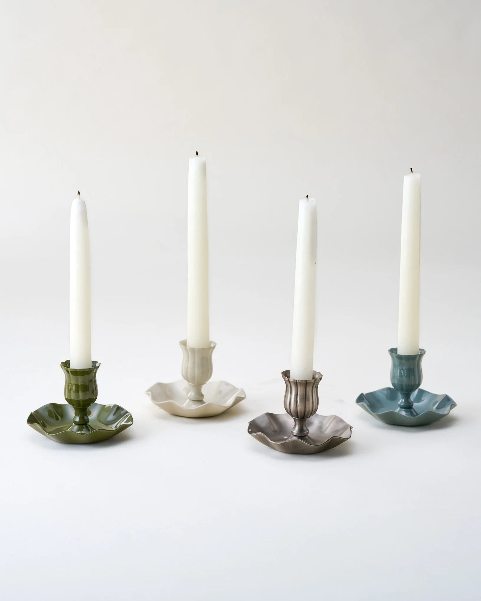 Ruffle Taper Holder | Magnolia