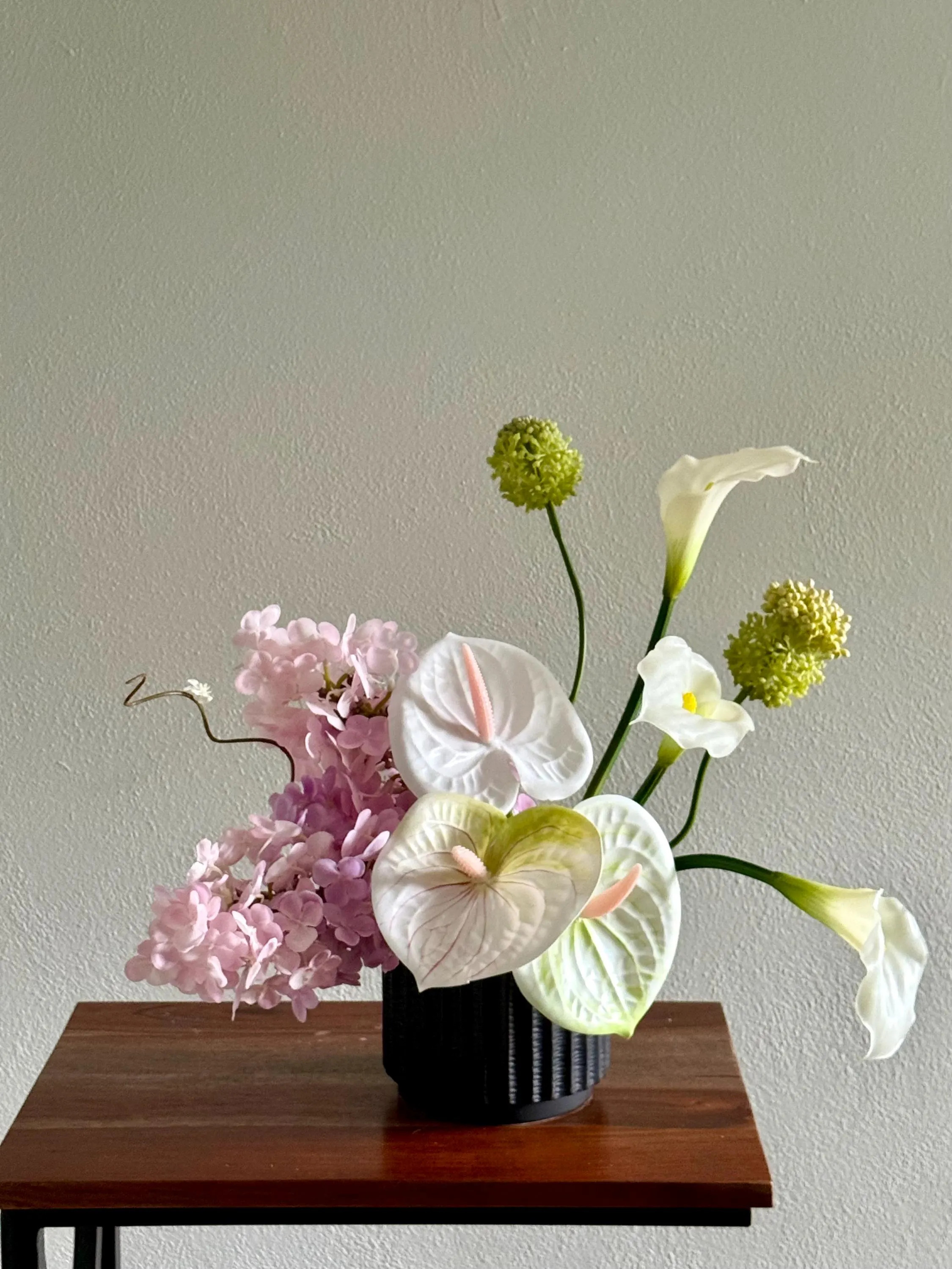 Real Touch Anthurium Hydrangea Arrangement | Modern Silk Centerpiece Black Vase | Office Home Gift | Etsy (Global)