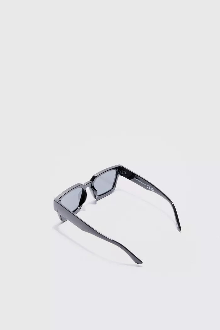 Plastic Retro Sunglasses In Black | boohoo (US & Canada)