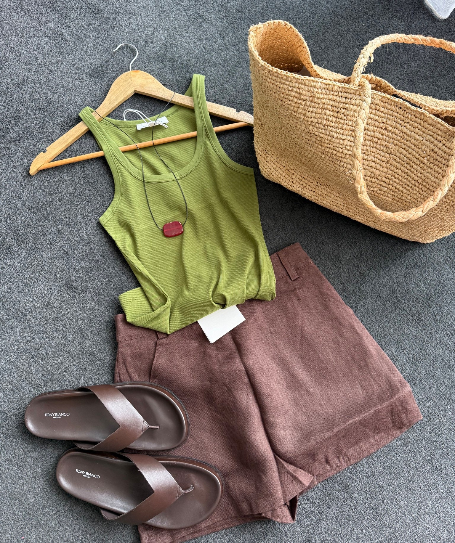 Summer holiday packing 🌺☀️
Top: Assembly Label, size 8
Skirt: DISSH
Sandals: Tony Bianco, size up
Bag: Massimo Dutti, dupes linked 
Necklace: Nuri Studios 