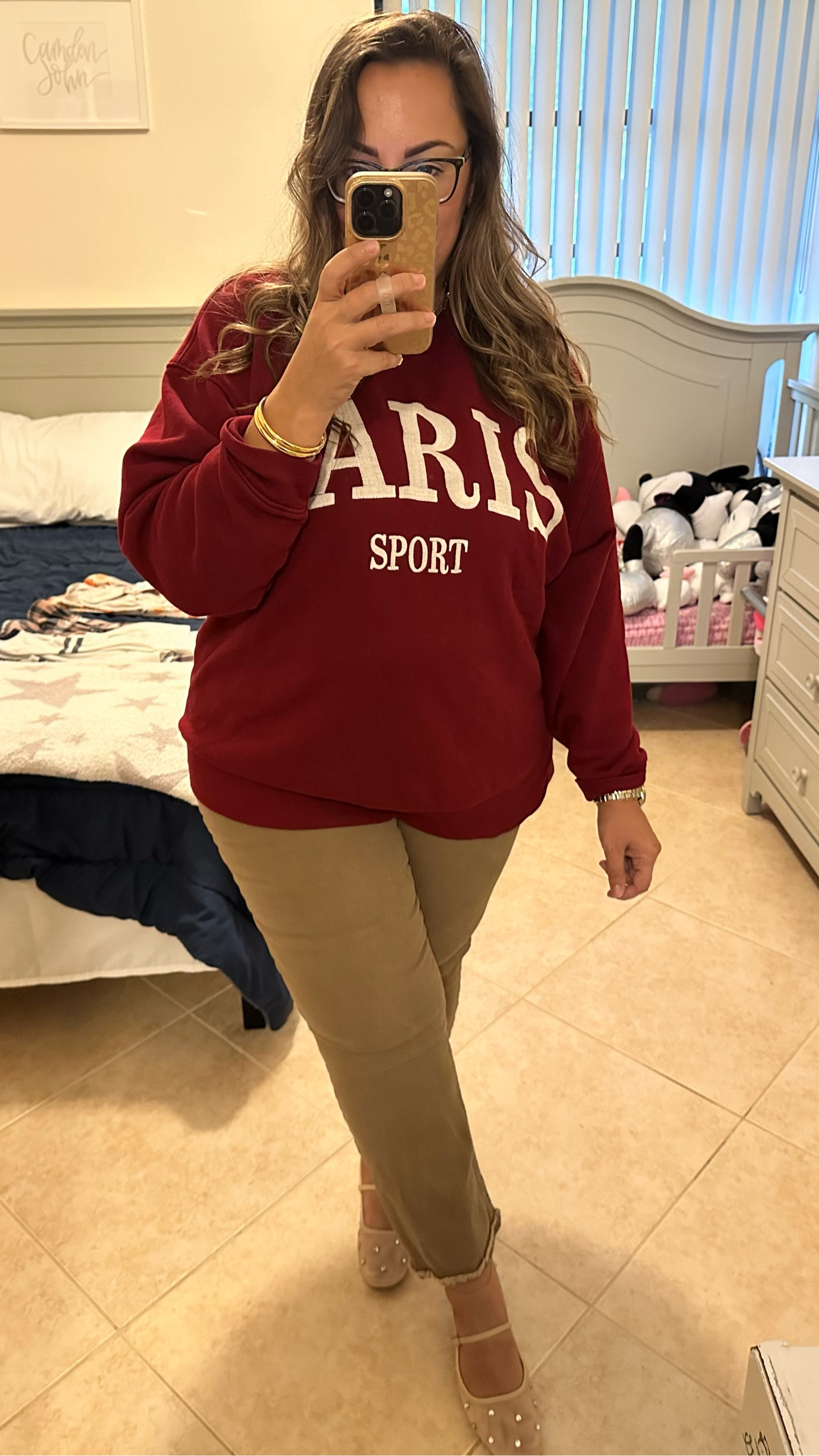 • sweatshirt - Target
• jeans - Wit & Wisdom
• shoes - Target
• earrings - Amazon
• necklaces & bracelets  - Electric Picks x Dede Raad
• ring - Kendra Scott
• watch - Invicta 


#LTKOver40 #LTKSeasonal #LTKFindsUnder50