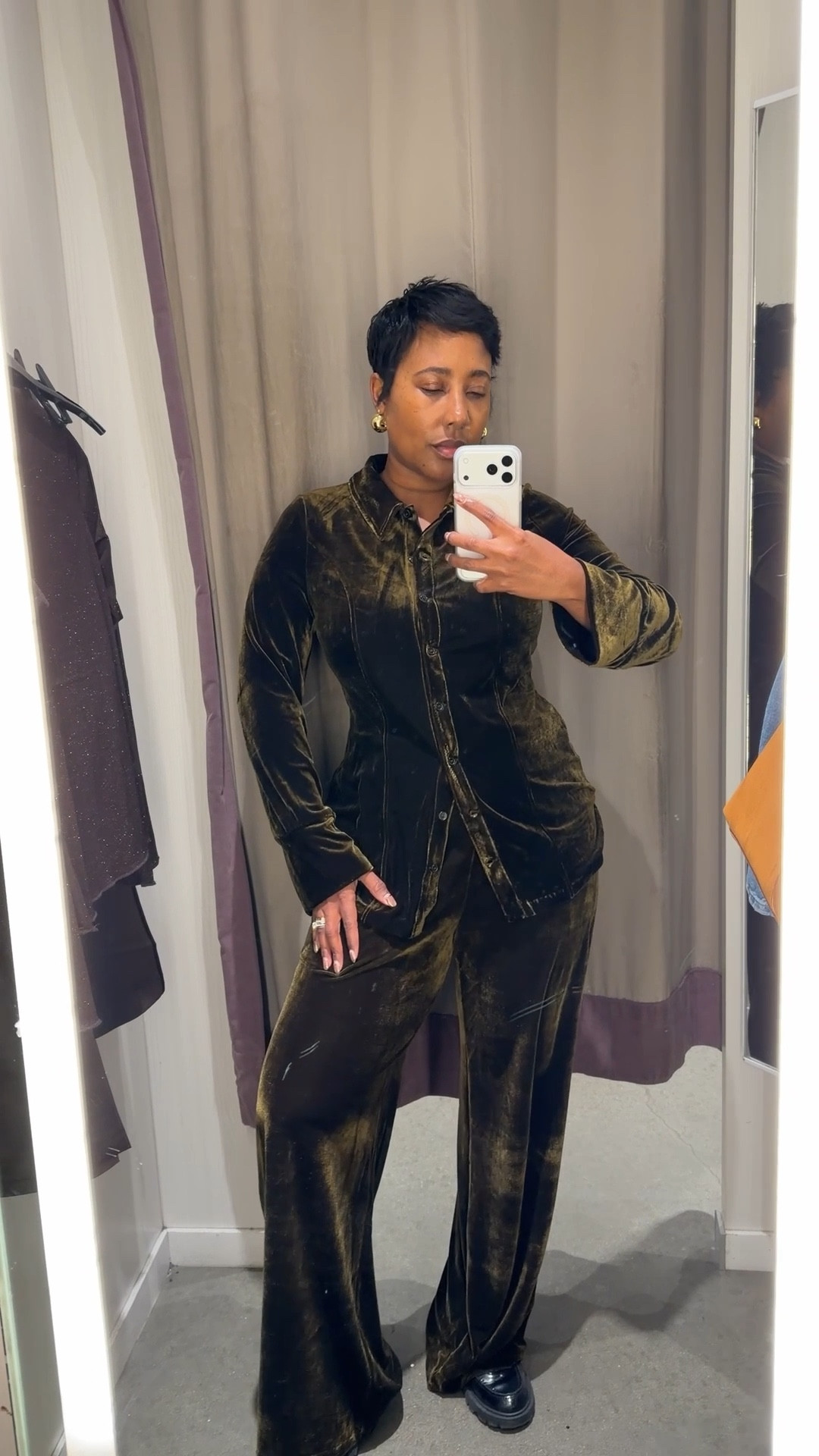 H&M always has fun pieces at a great price point this velour top and velour pants can be worn together or separately and is chic and cozy for the holiday season. I’m wearing a size M in both pieces 

#LTKHoliday #LTKSeasonal #LTKOver40