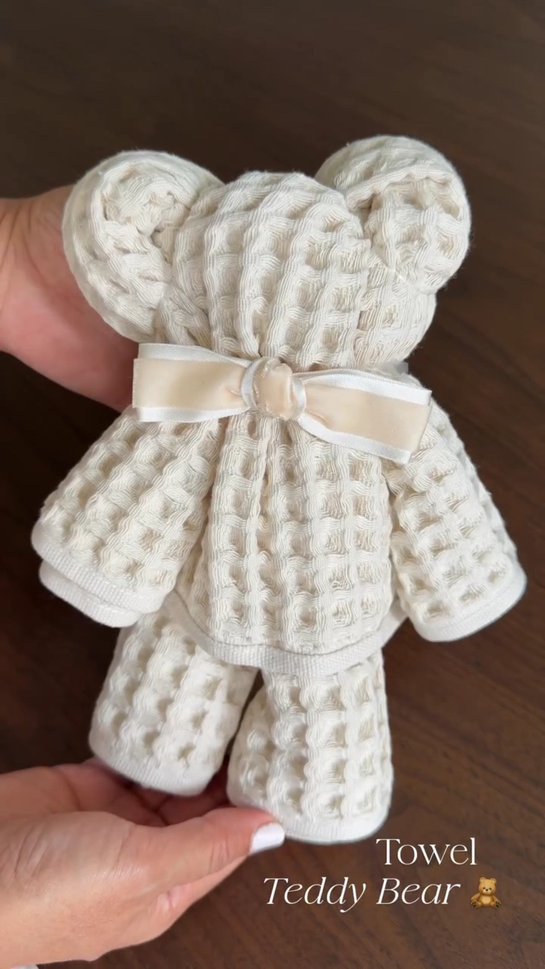 How to make a teddy bear from a towel —
simple fold + shape + tie.

A small detail, but it makes a space feel finished.

Use it in a guest bathroom, kids bathroom,
or even as a soft towel plush kids can snuggle with.

Save this for your next setup 🧸

towel teddy bear, towel folding ideas, bathroom decor ideas, guest bathroom styling, kids room decor, easy home decor diy

#towelhack #towelideas #towelbear #bathroomstyling #diy

#LTKHome