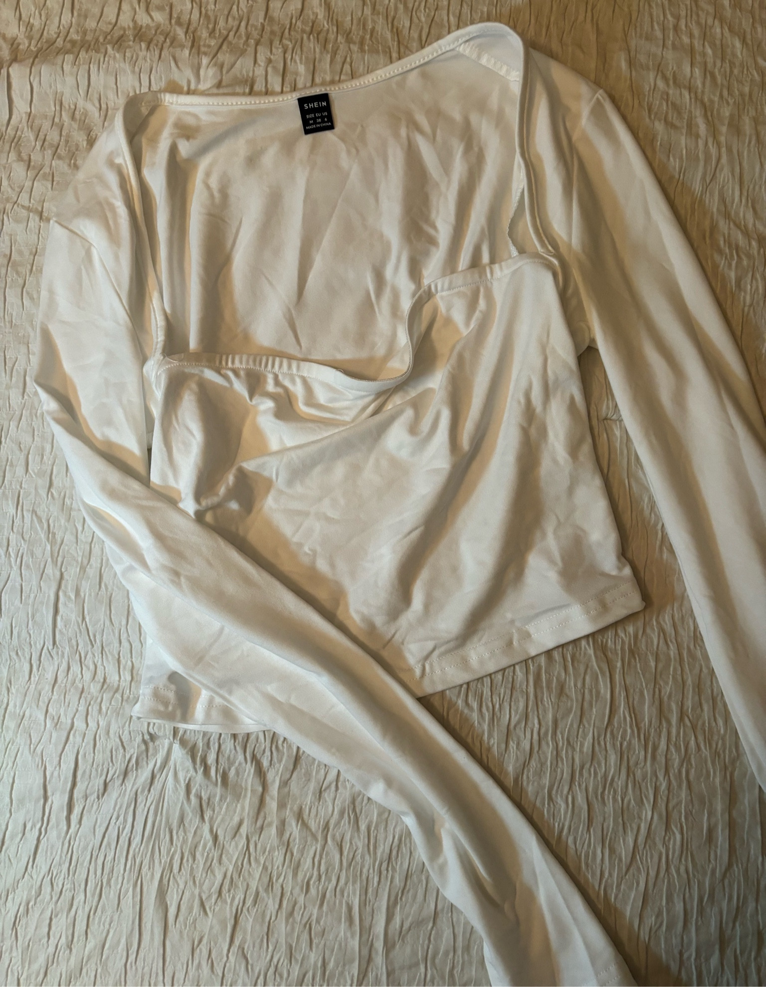 White long sleeve, square neck long sleeve, long sleeve, going out tops

#LTKSeasonal #LTKstyletip #LTKfindsunder50