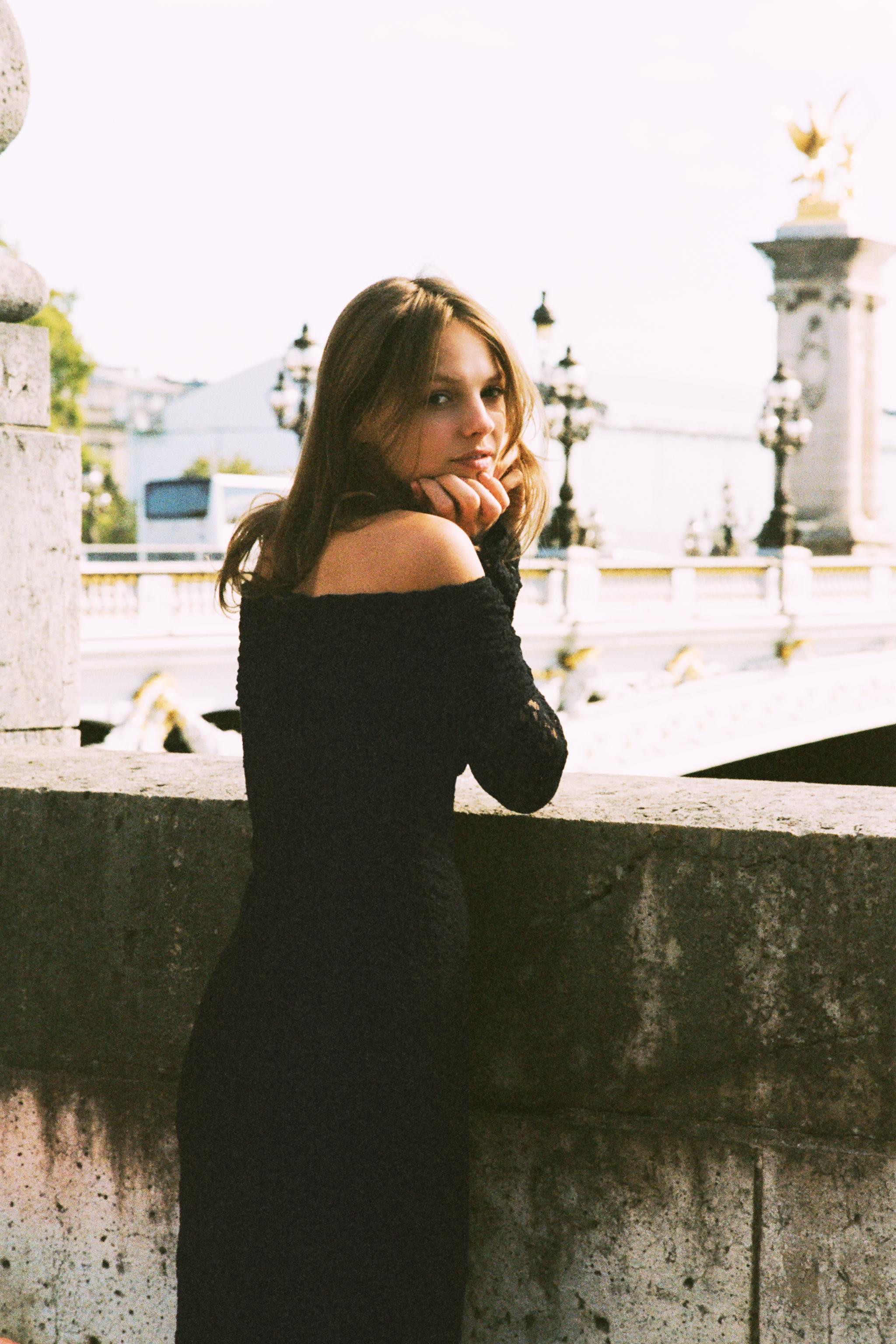 STRAPLESS LACE DRESS | Zara US