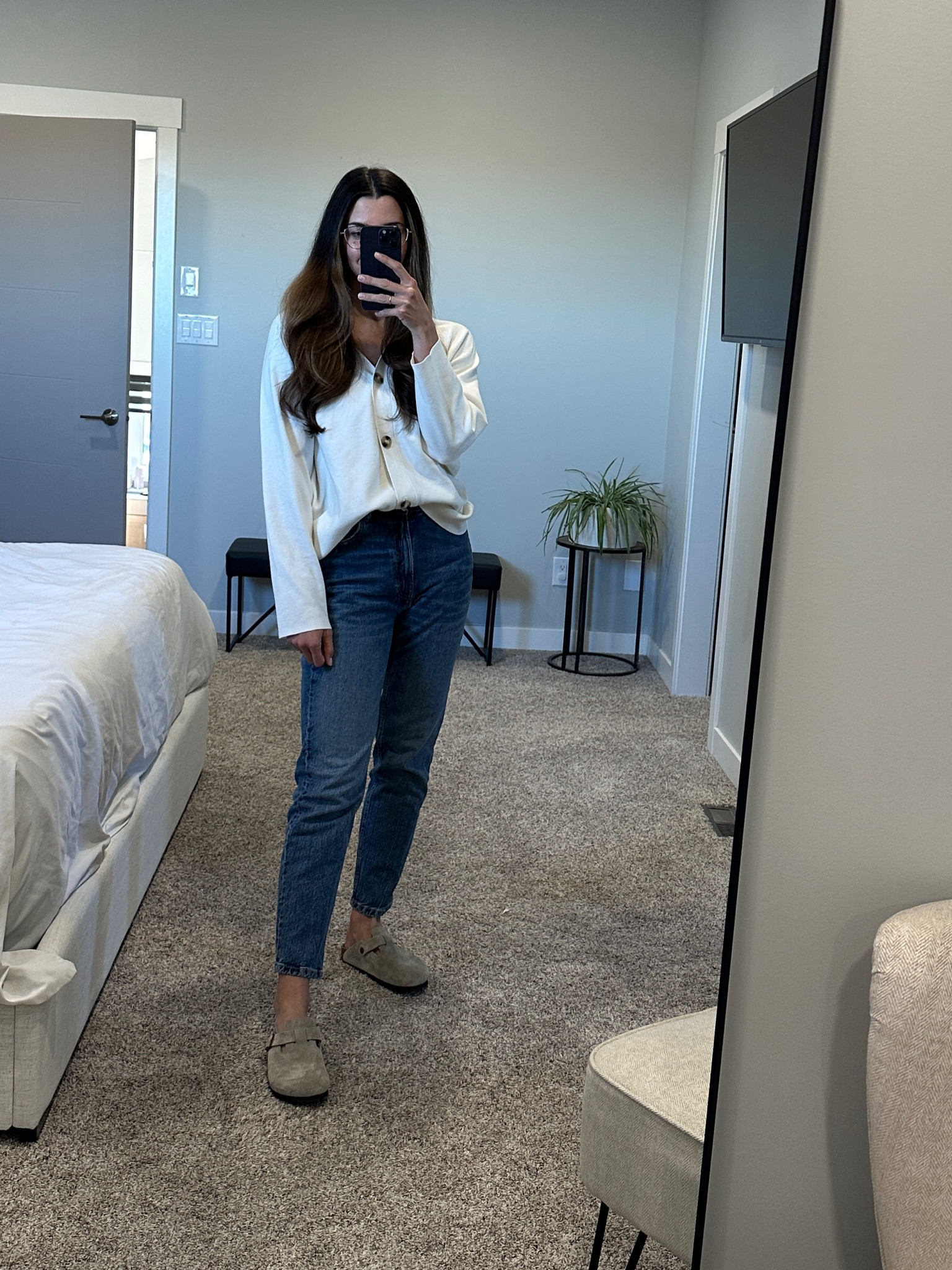 Birkenstock Boston outfit 

#LTKstyletip #LTKshoecrush #LTKSeasonal