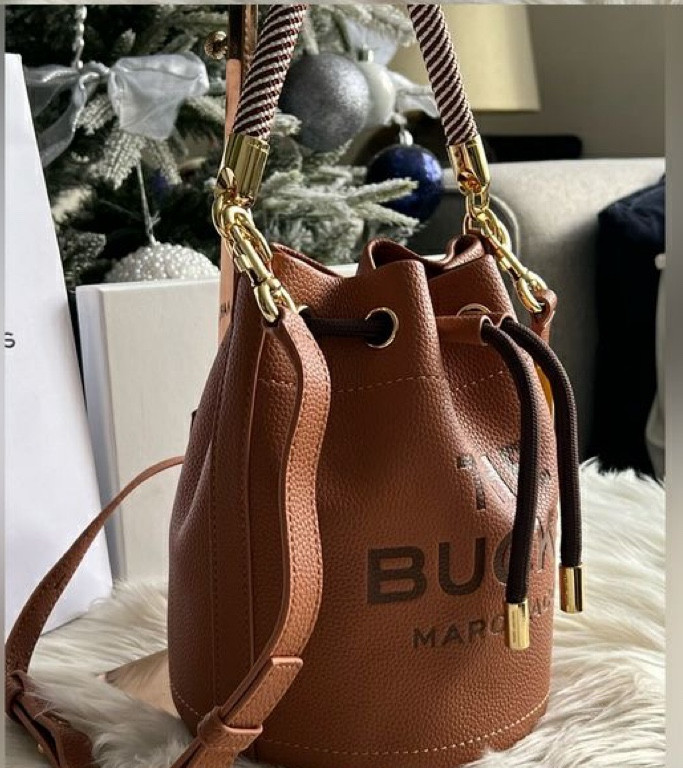 Marc Jacob’s Bucket bag #dhgate #dhgatefinds #designerdupes #luxuryforless 

#LTKFind #LTKunder100 #LTKshoecrush