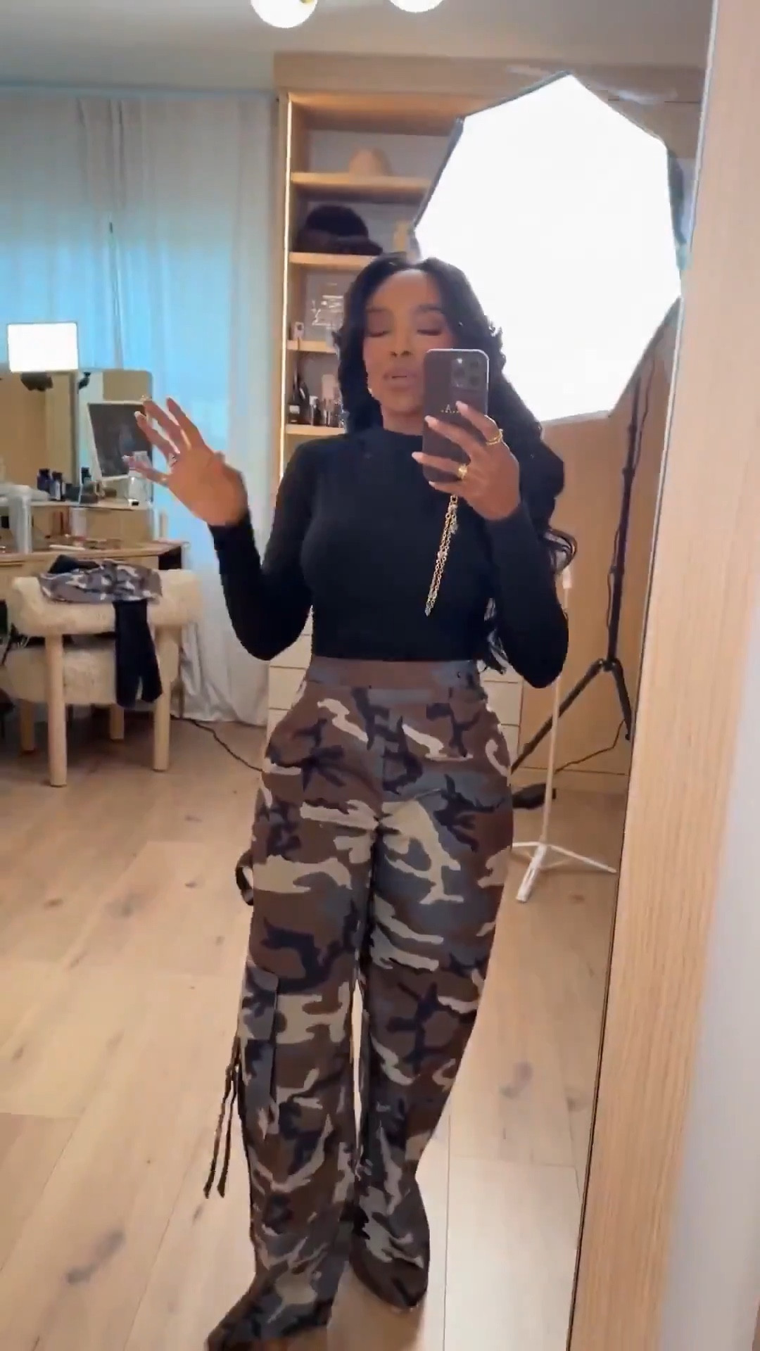 ✨ Easy Staples That Do the Most

This is one of those everyday pieces that earns its spot in your closet fast. Simple, flattering, and endlessly wearable, these pants work across casual days, elevated errands, and styled-up moments without ever feeling repetitive. When one item creates this many outfits, the cost per wear drops naturally and makes getting dressed effortless.

Perfect for:
• Everyday wear
• Casual outings
• Travel days
• Laid-back weekends that still feel styled

📏 Sizing:
Top: Small
Bottoms: 27 Long

Measurements:
5’4” · 138 lbs · 34D · 27” waist · 40” hips

Tap to get details.

Versatile wardrobe staples, cost-per-wear fashion, everyday outfit inspiration, capsule wardrobe essentials, elevated casual style, long-term closet basics.

Follow me on Instagram and YouTube @kirasfashionfinds 

#LTKootd #LTKPetite