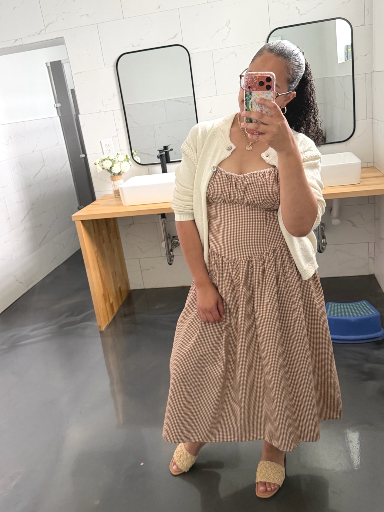 Got the cutest gingham midi dress from @Target  and it’s on clearance!!!

Wearing a size large!

#LTKMidsize #LTKSaleAlert #LTKSeasonal