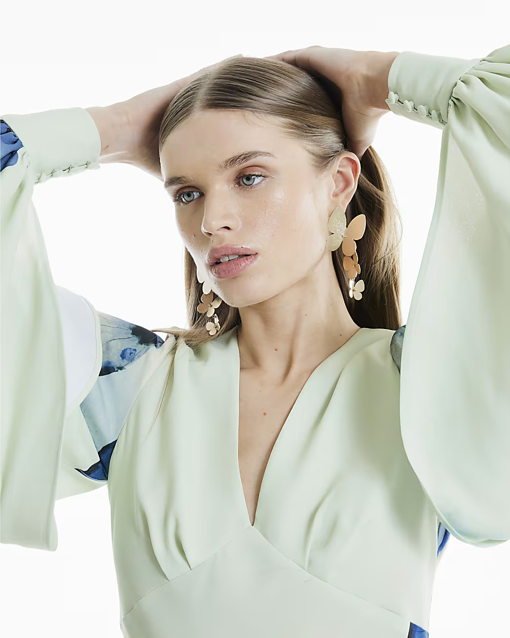 Green Floral Long Sleeve V-Neck Maxi Dress | River Island UK & IE