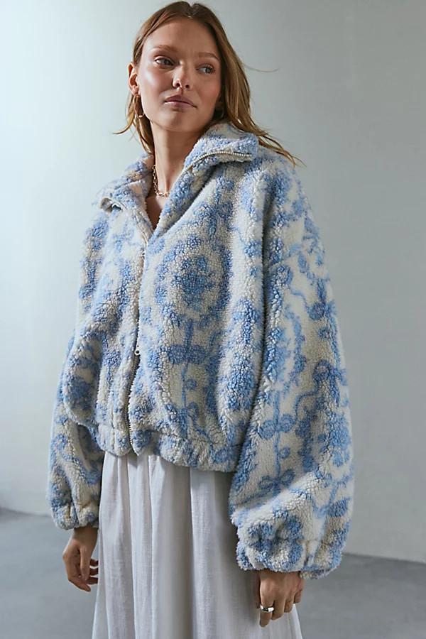 Kimchi Blue Snow Bunny Printed Piled Fleece Zip-Up Jacket | Urban Outfitters (US and RoW)