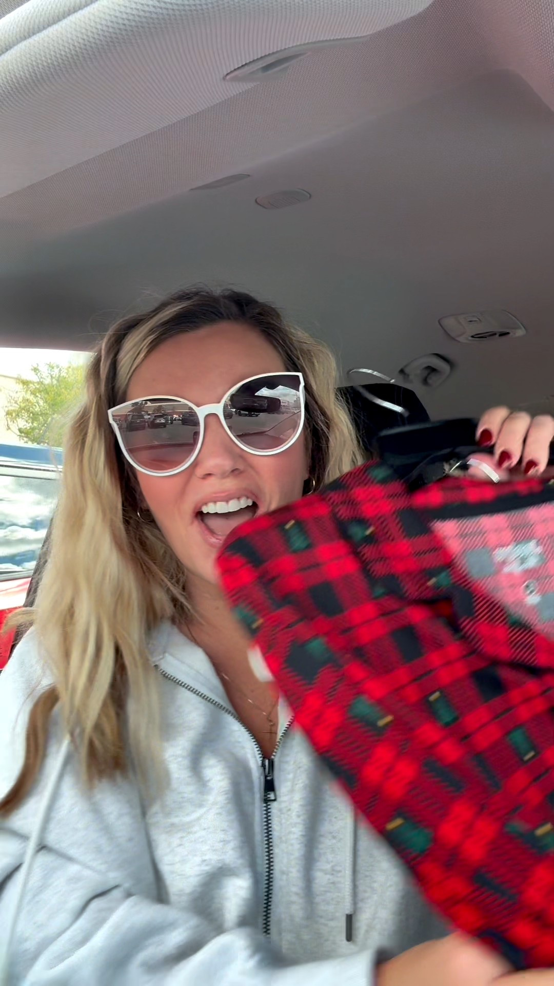 Women’s Christmas Pajama Sets 

#LTKFindsUnder50 #LTKStyleTip #LTKSeasonal