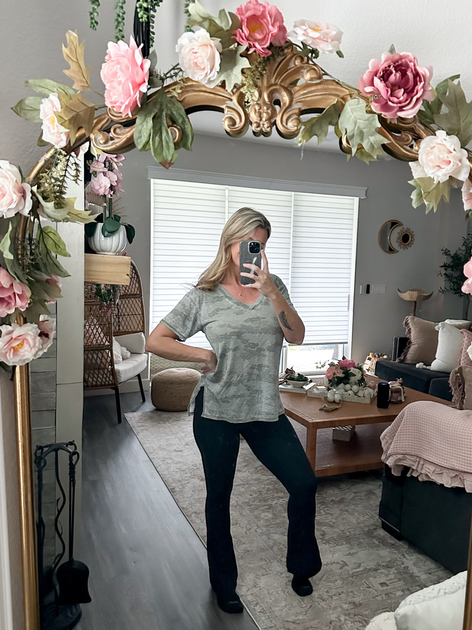 Love the flare leggings on these cold rainy days #leggings #miniflare #flarelegging #casualstyle #mondaymood #camo 

#LTKFitness #LTKSeasonal #LTKTravel