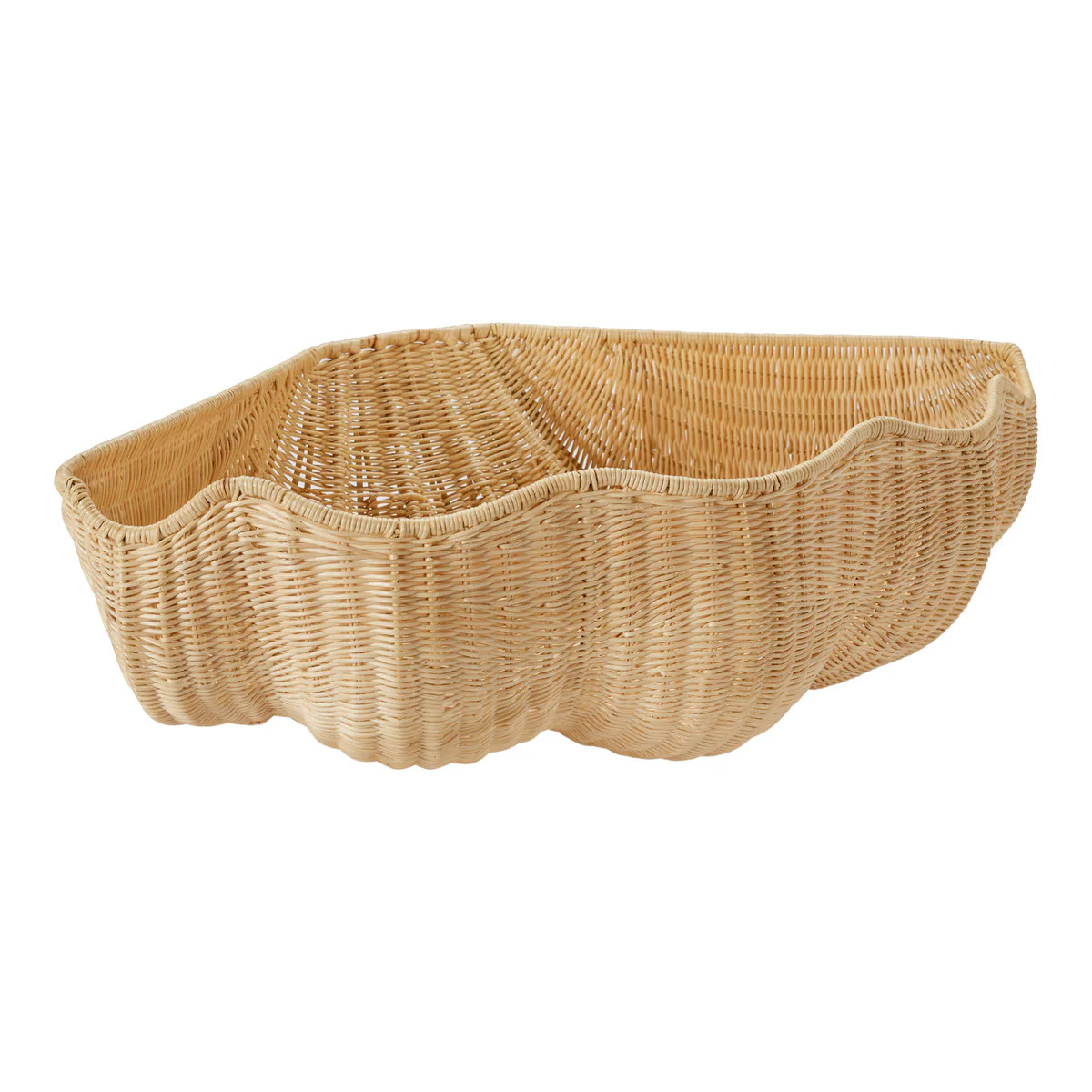 Wicker Clam Shell | Amanda Lindroth