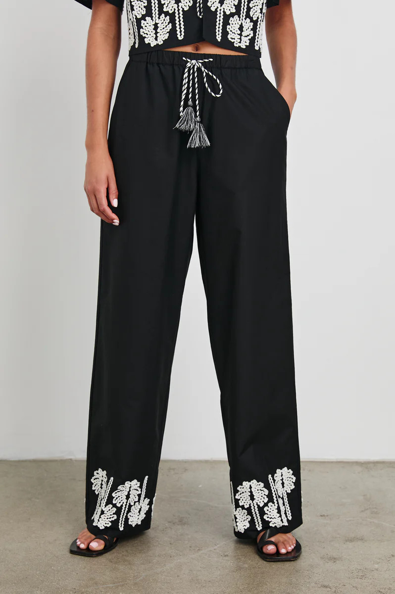 EMMIE PANT - BLACK IVORY PALM TREES | Rails