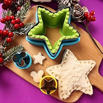 Sandwich Cutter and Sealer for Kids, 4pcs Bread Sandwich Decruster Pancake Maker DIY Cookie Cutte... | Amazon (US)