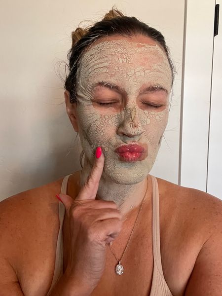 🥑 A fresh face doesn't have to cost you an arm and a leg. Whip up an amazing homemade facial mask for that radiant fresh glow. Learn how at [https://heyrandi.com/diy-facial-mask/] #BudgetBeauty

* DIY Facial Mask|Self-Care Sunday|Aztec Secret Indian Healing Clay|Natural Skincare|Budget Beauty|Self-Care Rituals|Skin Detox|Home Spa|Healthy Skin|Wellness Routine|Sunday Reset|Natural Beauty|Self-Care Routine|Beauty Hacks|Homemade Facial Mask|Clay Mask|Organic Skincare|Pore Cleansing|Mindful Beauty|Skincare Tips|DIY Skincare|Facial Mask At Home|Affordable Skincare|Homemade Face Mask|Skincare Routine|Self Care Sunday|Holistic Skincare|Natural Remedies|Wellness|Sunday Beauty Routine|Detoxify Skin|Healthy Skin|Beauty Tips|Self Love|Beauty Routine|Skin Hydration|Personal Care|DIY Beauty Products|At-Home Spa|Skin Care Essentials|Self-Care Sunday Routine|Affordable Self-Care|Sunday Reset Skincare|Skin Nourishment|Natural Beauty Remedies|Wellness Trends|Detox Facial Mask|Budget Skincare|Personal Care Products|Skin Revitalization|Mask and Relax|Clay Mask Tips|Homemade Beauty Regimen|Skin Care Tips|Relaxation Rituals|Holistic Self-Care.

#LTKfindsunder50 #LTKbeauty #LTKover40