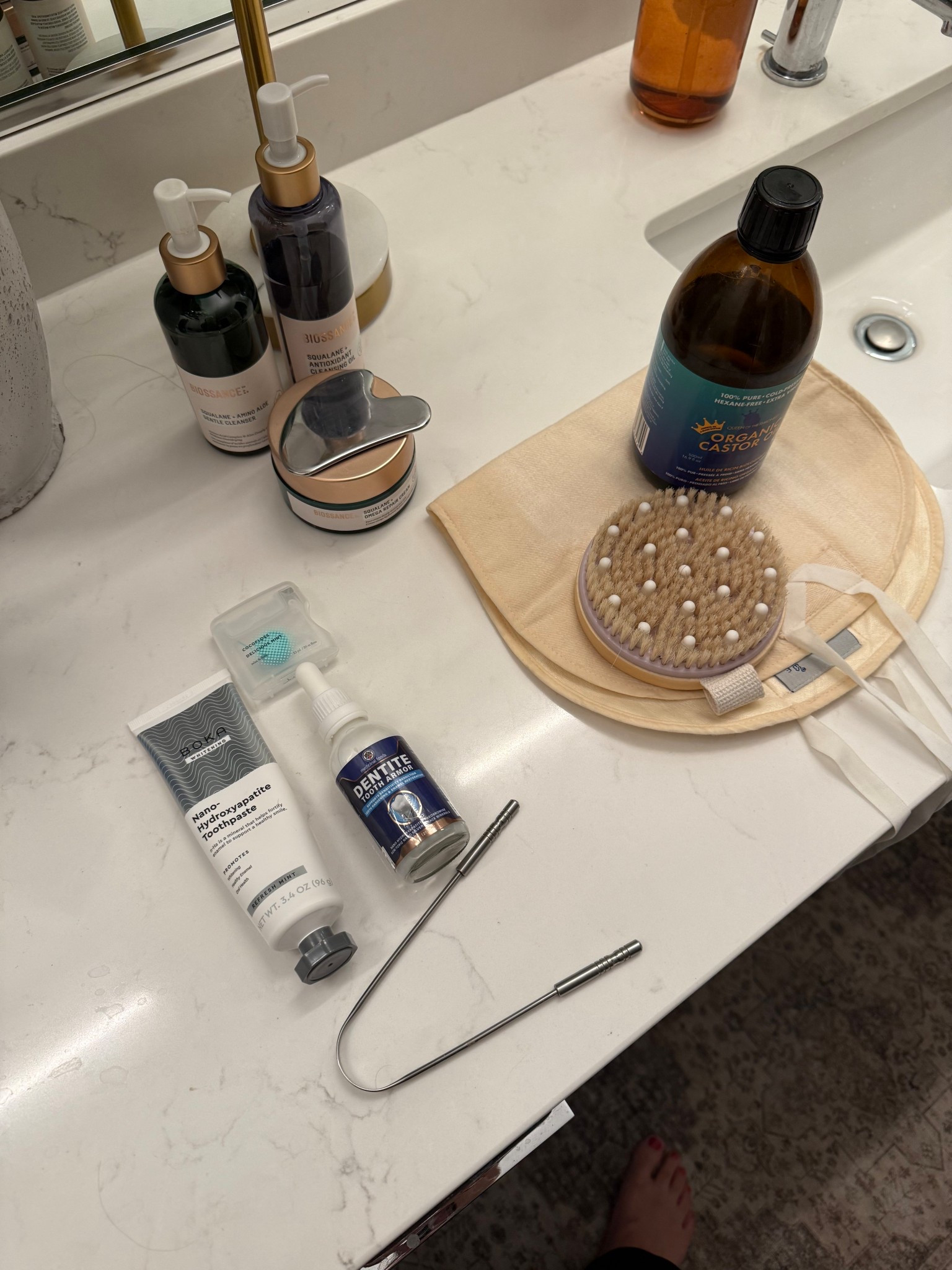 Nontoxic skincare, gut healing, postpartum recovery, nontoxic dental products, holistic healing, nontoxic toothpaste, dry brushing, castor oil

#LTKU #LTKBeauty #LTKFindsUnder100