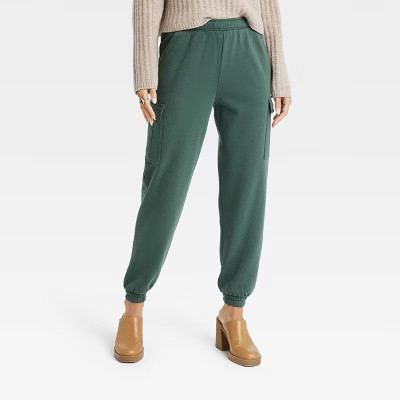Women's Mid-Rise Cargo Jogger Pants - Universal Thread™ | Target
