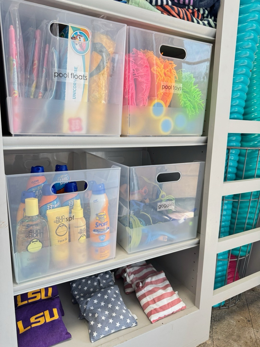 Warm weather ready! We got this pool house ready for summer days in just a couple of hours. Ready to get organized? Tap the link in our bio to schedule before summer! 

PS these bins are from Target 🎯 