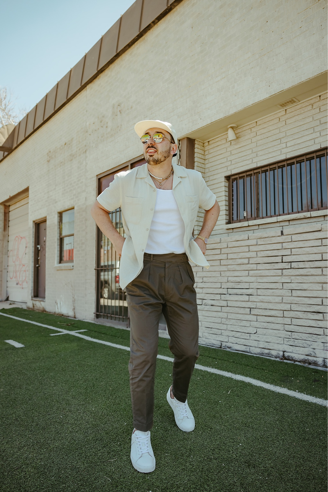 Remember when we thought pleats weren’t cool?

When I was younger, I’d strictly stick to flat front pants and chinos. To be fair, the pleats of those days gave a lot of diaper vibes.

Now, all I want are high-waisted pleated trousers and chinos. @express Double Pleated Modern Chino Pants enter the chat. #ExpressPartner #ExpressYou #ltkit

It’s giving flattering silhouette. It’s giving spring/summer uniform. It’s giving everything it needs to.

📸: @stevensharpejr



#LTKmens #LTKunder100