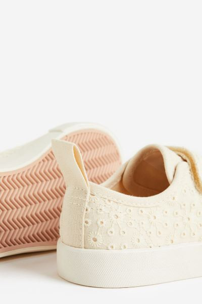 Sneakers | H&M (US + CA)