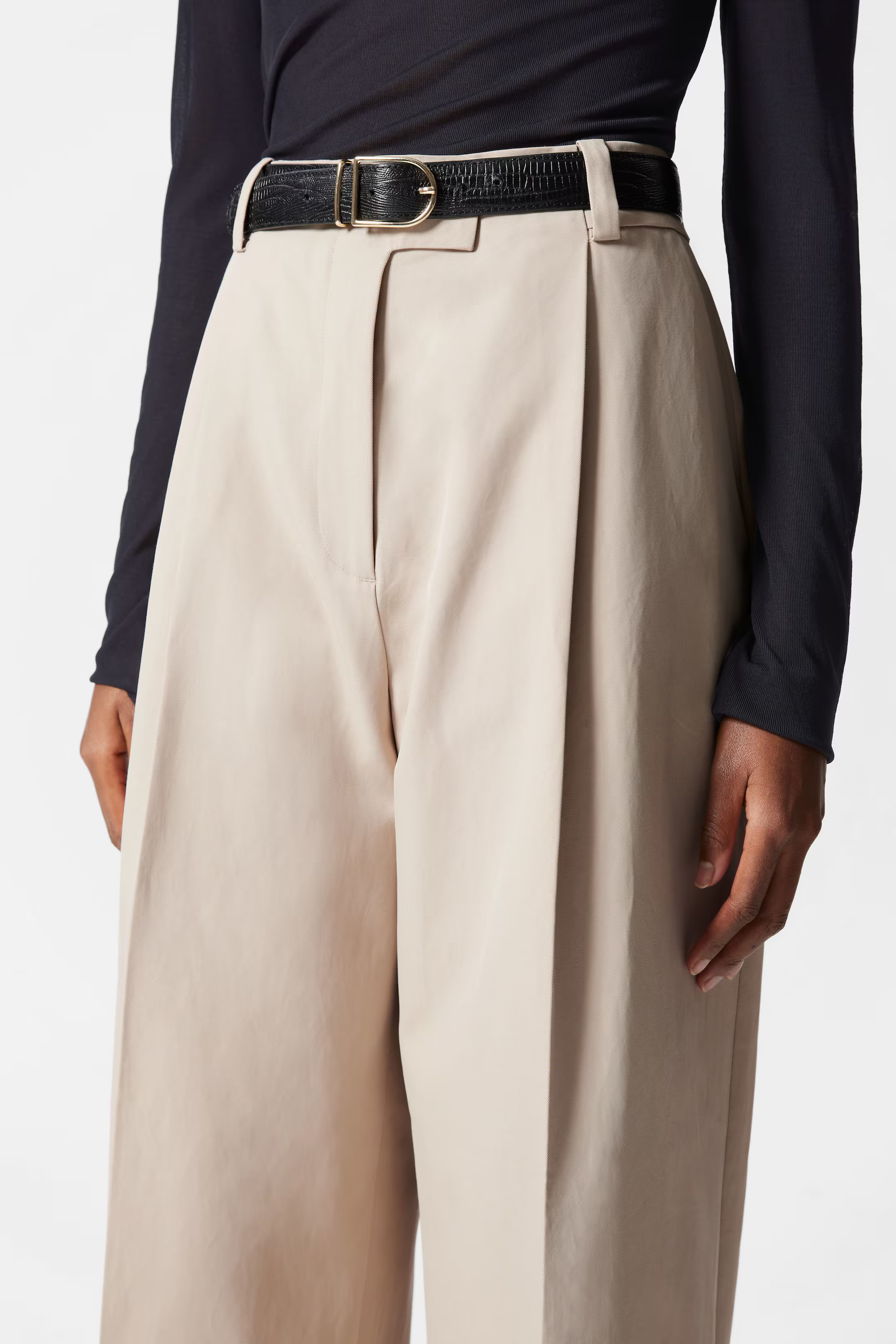 Press-Crease Trousers | H&M (UK, MY, IN, SG, PH, TW, HK)