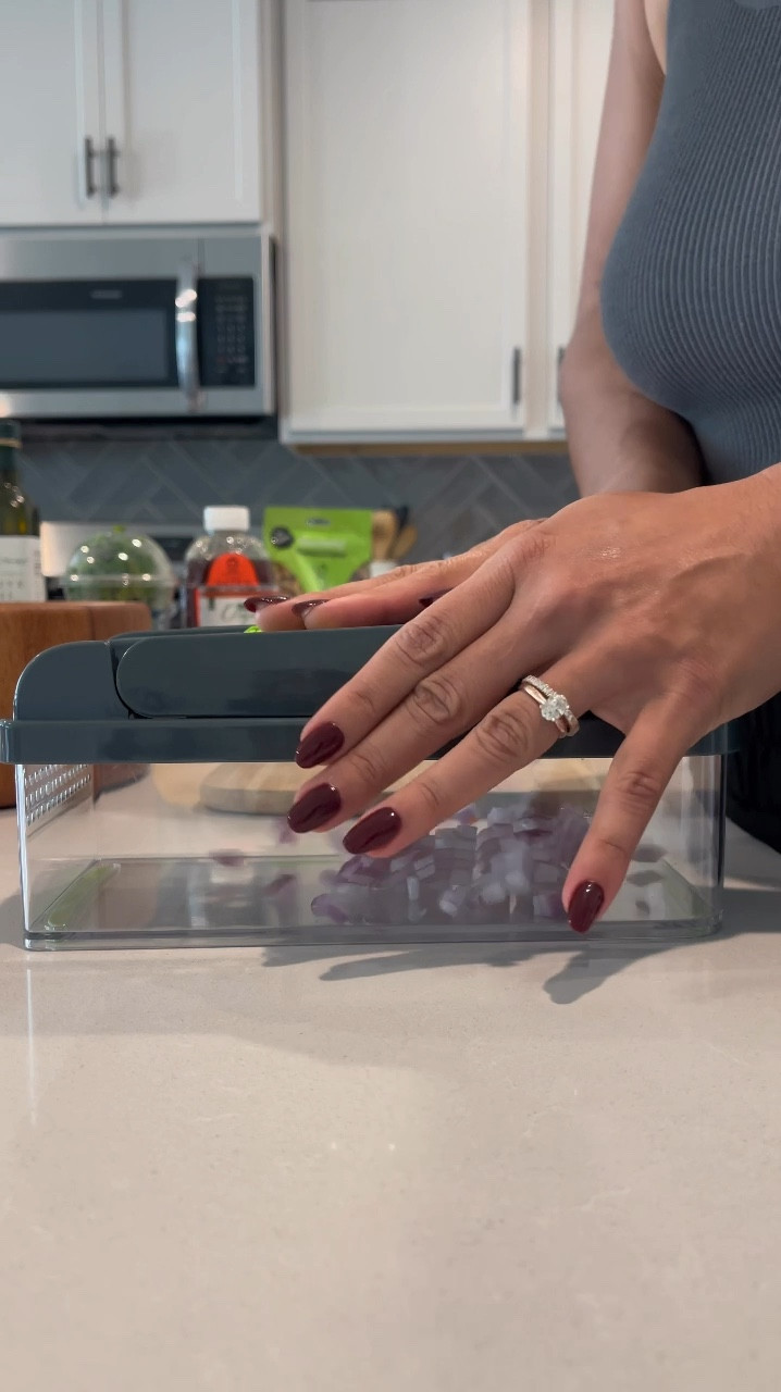 The kitchen gadget you need! 🤎

#LTKWatchNow #LTKHoliday #LTKFindsUnder50