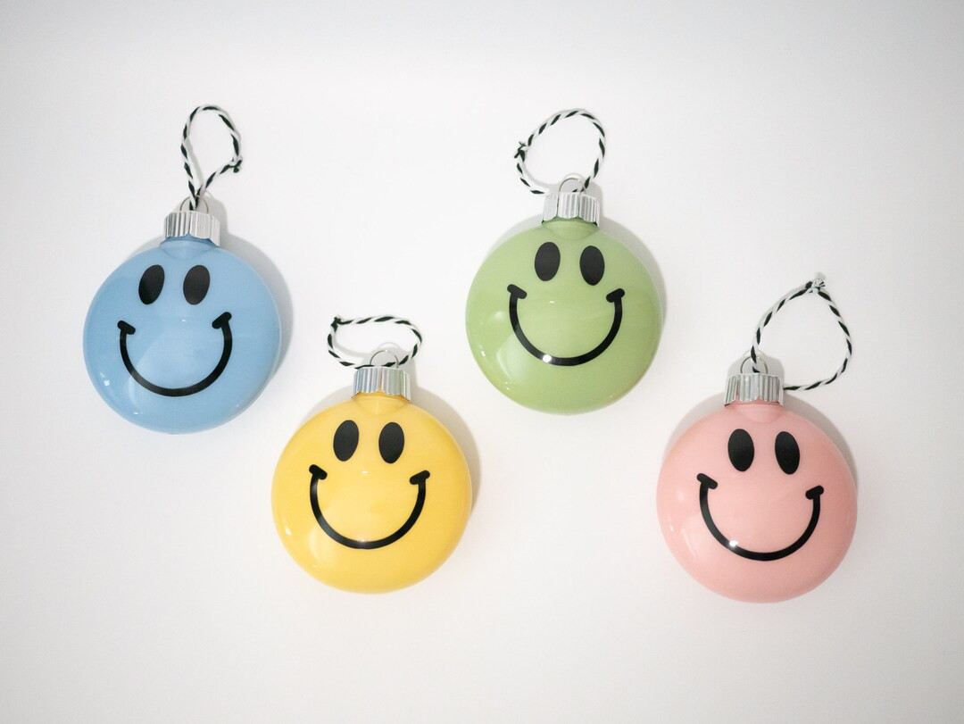 Retro Smiley Face Ornament / Christmas Ornament / Christmas - Etsy UK | Etsy (UK)
