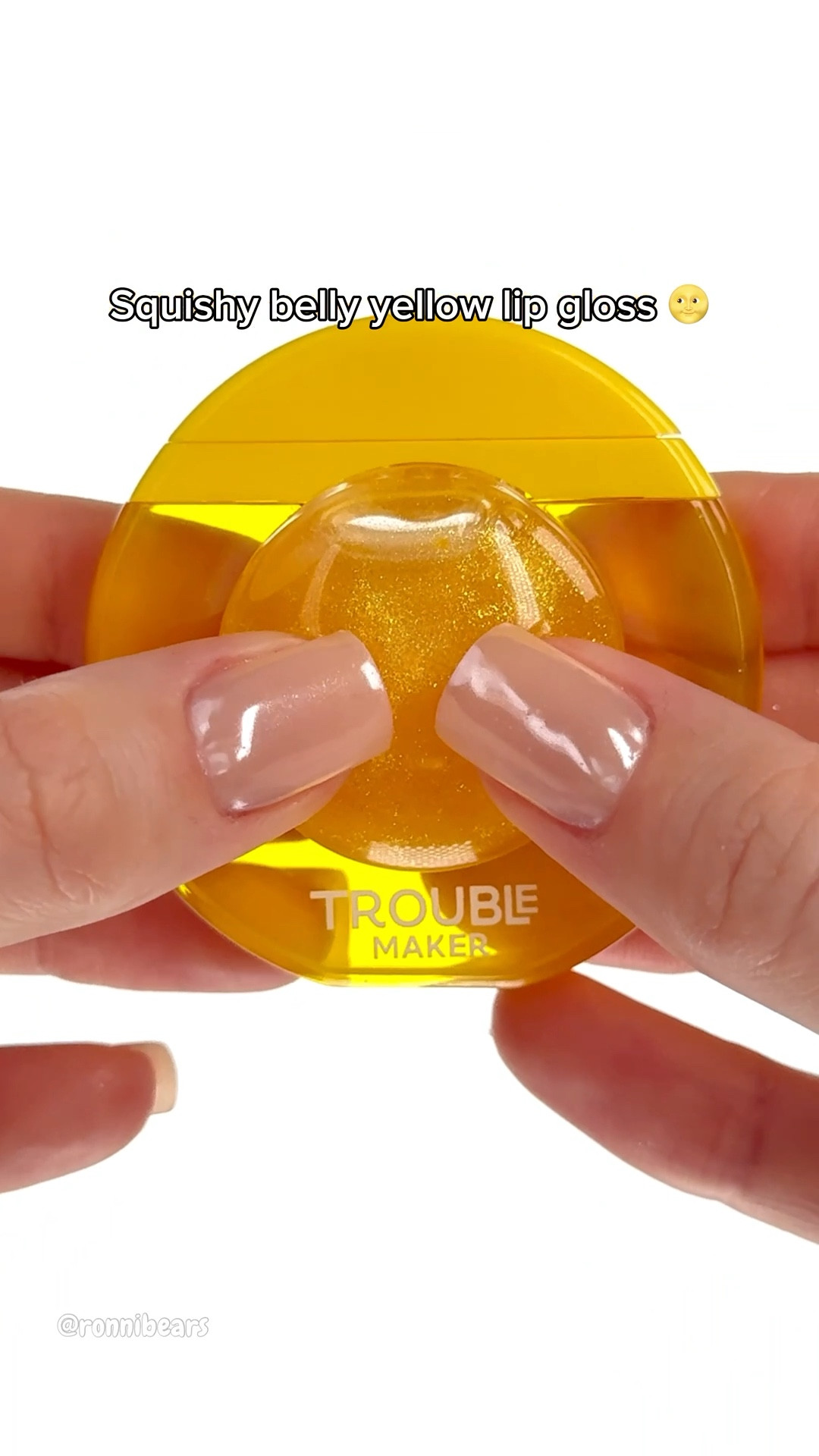 Squishy belly lip gloss 😋💛

🛍️ Trouble Maker Bubble Trouble Lip Gloss in Sunnie

#lipgloss #squishy #makeup #yellowmakeup

#LTKuk #LTKbeauty