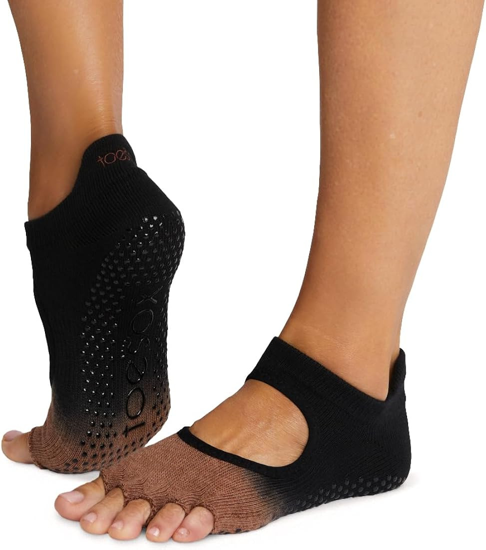 toesox Women's Bellarina Non-Slip Half Toe Grip Socks, Yoga, Pilates, Barre, Dance, 1 Pair, Black | Amazon (US)