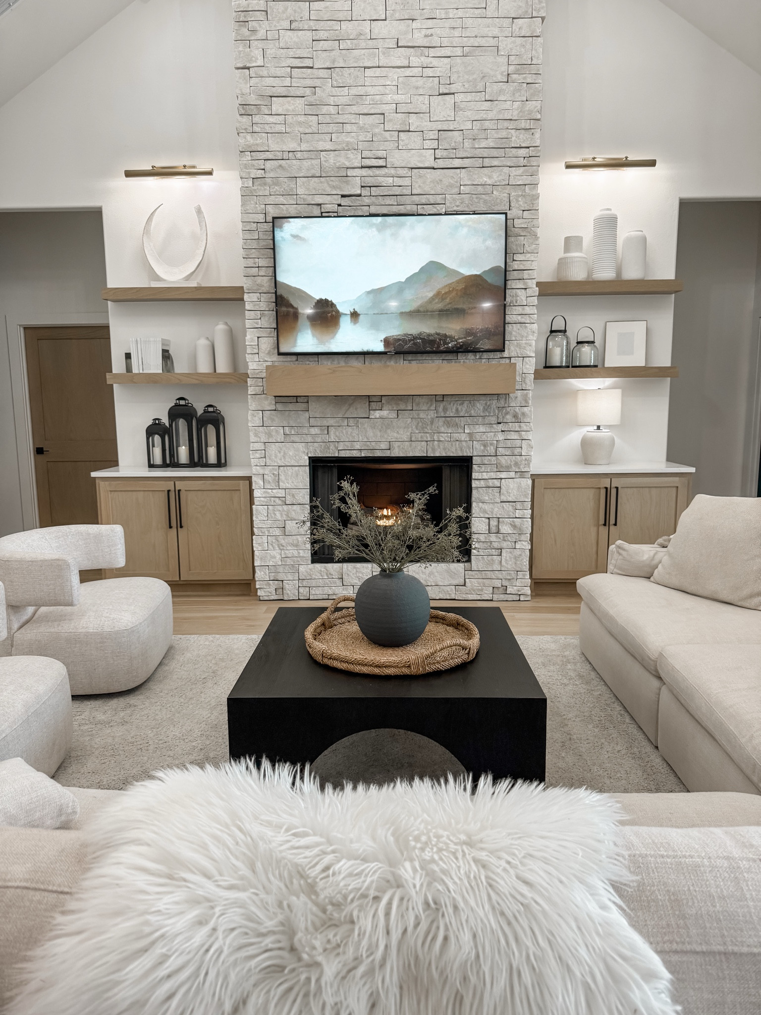 As an Okie, I honestly don’t say y’all a lot… BUT y’all look at these candle holders I found on @Walmart 😱😍 #Walmartpartner If you are on a budget, but want to elevate your space….GET THESE! They look so much more expensive than what they actually are. Plus, I feel like candles are perfect for Fall & Christmas decor. They help make the space feel nice and cozy. #walmarthome

#LTKHome #LTKFindsUnder50 #LTKSeasonal