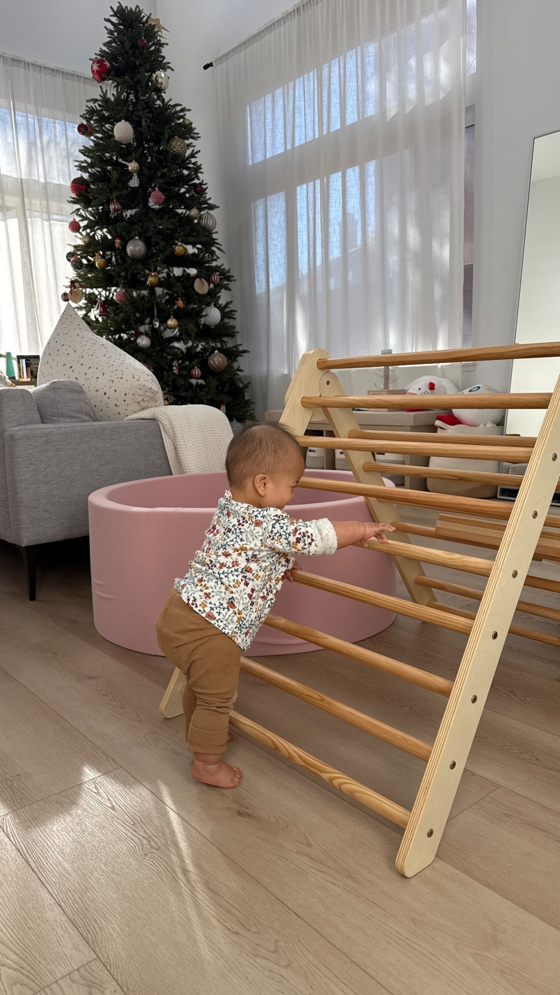 using the pikler climber triangle now! 🥹🥹 #piccalio #momlife #babyitems #baby 

#LTKBaby #LTKKids #LTKmomlife