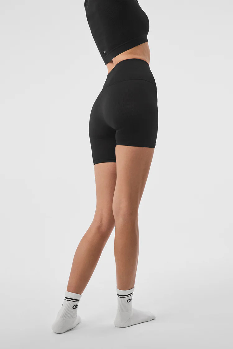 5" Seamless Ribbed Favorite Short | Alo Yoga (US)
