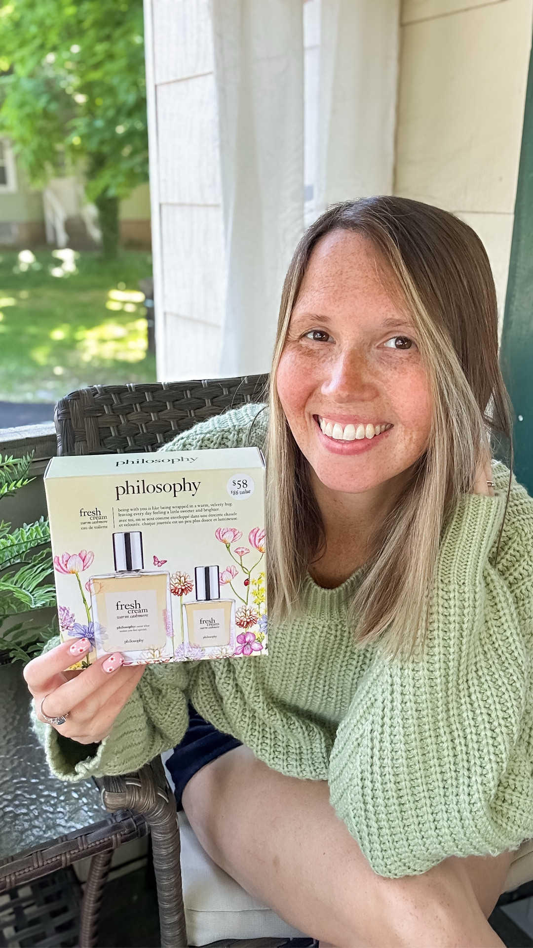 Last minute Mother’s Day gift idea! The Fresh Cream Warm Cashmere Gift Set from Philosophy is perfect and it’s available exclusively at Ulta . It has warm, cozy notes of tangerine, vanilla bean, & musk. Not overpowering at all. Pair it with fresh flowers or a gift card to the mom is your life’s favorite coffee shop. I’m telling you it’s the perfect gift. Go grab yours and hope all the moms have the best Mother’s Day!! 🩷 


#LTKBeauty #LTKselfcare #LTKMothersDay