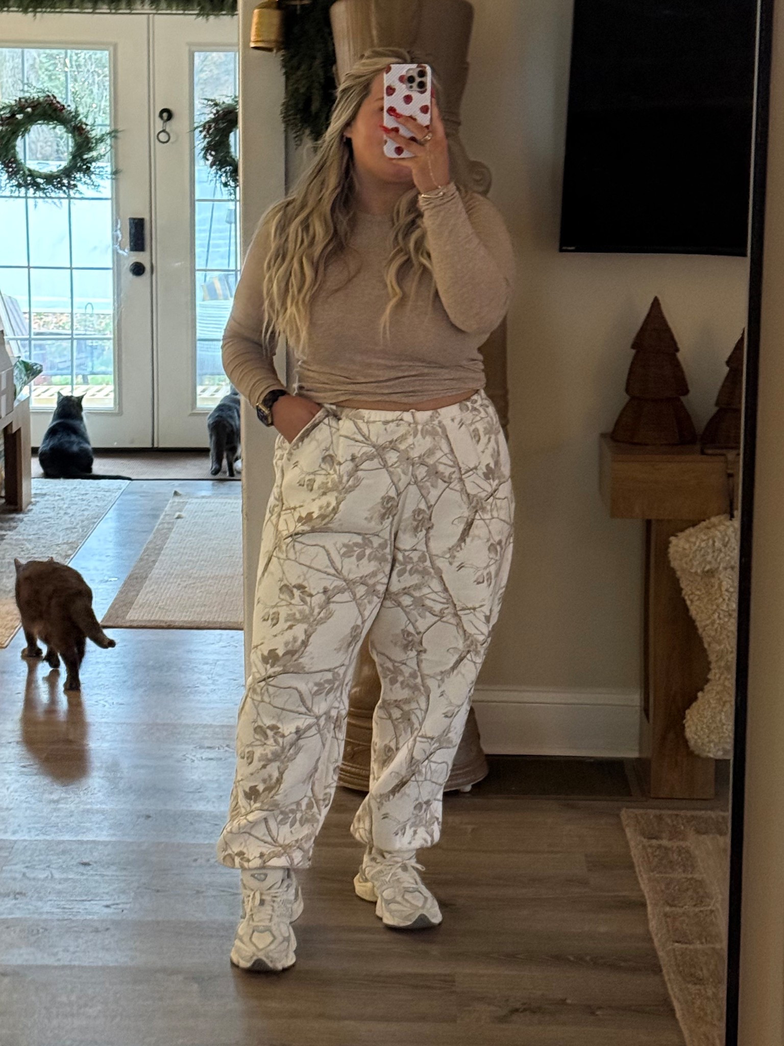 OOTD WINTER COZIES FOR THE SNOW DAY 

Last day to use code CYBERAF !!!

Abercrombie finds, new balance 9060, sweatpants, sweat sets, on sale, Black Friday deals, cyber Monday.

#LTKootd #LTKCyberWeek #LTKHoliday