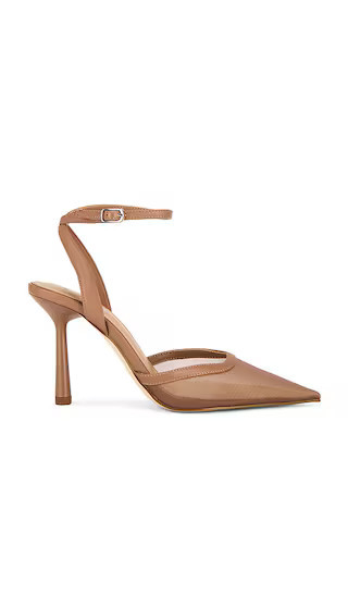 Steve Madden Alliance-m Pump in Brown. - size 9.5 | Revolve Clothing (Global)