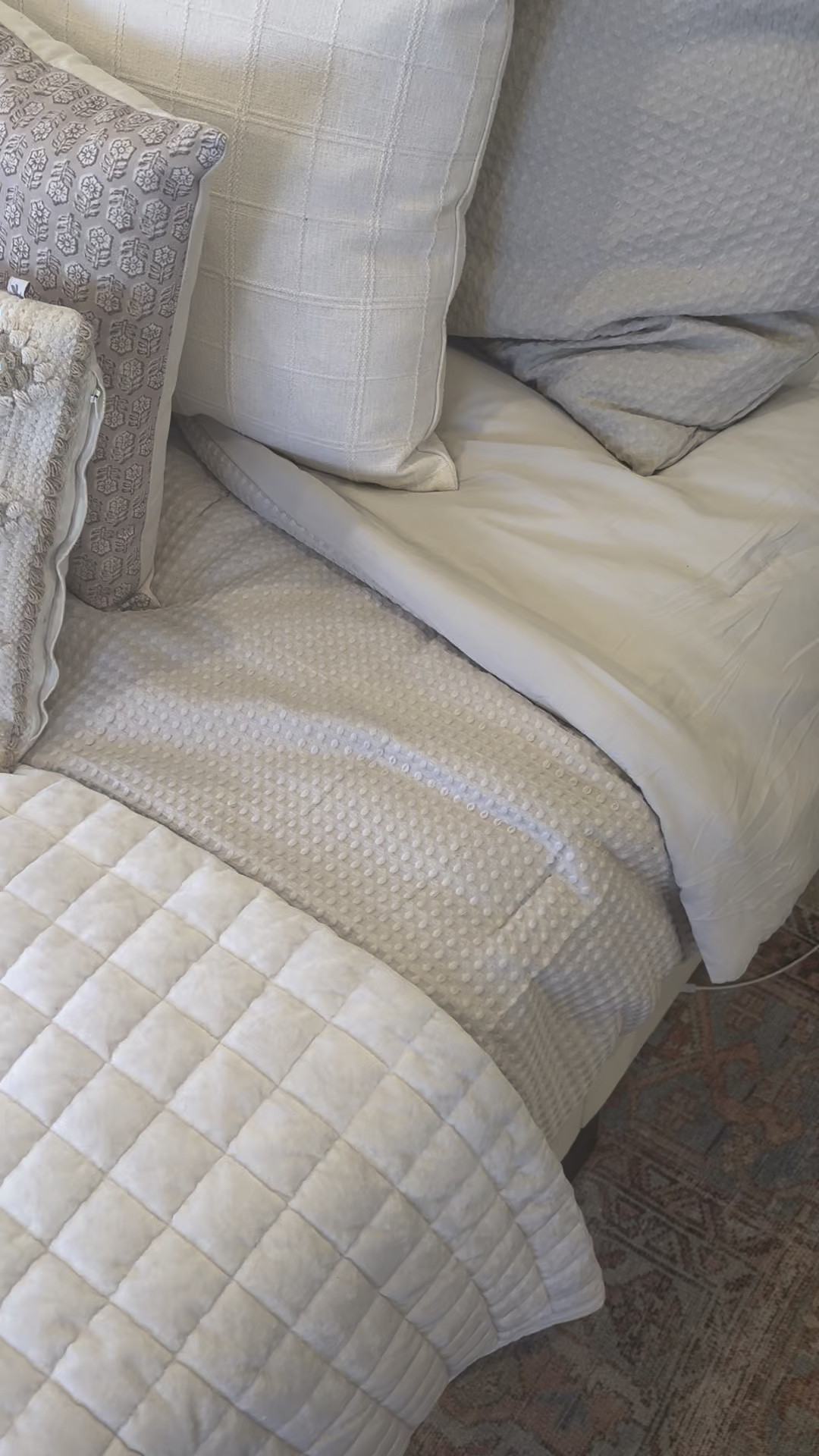 Time for a bedroom refresh! Here are some new items from amazon