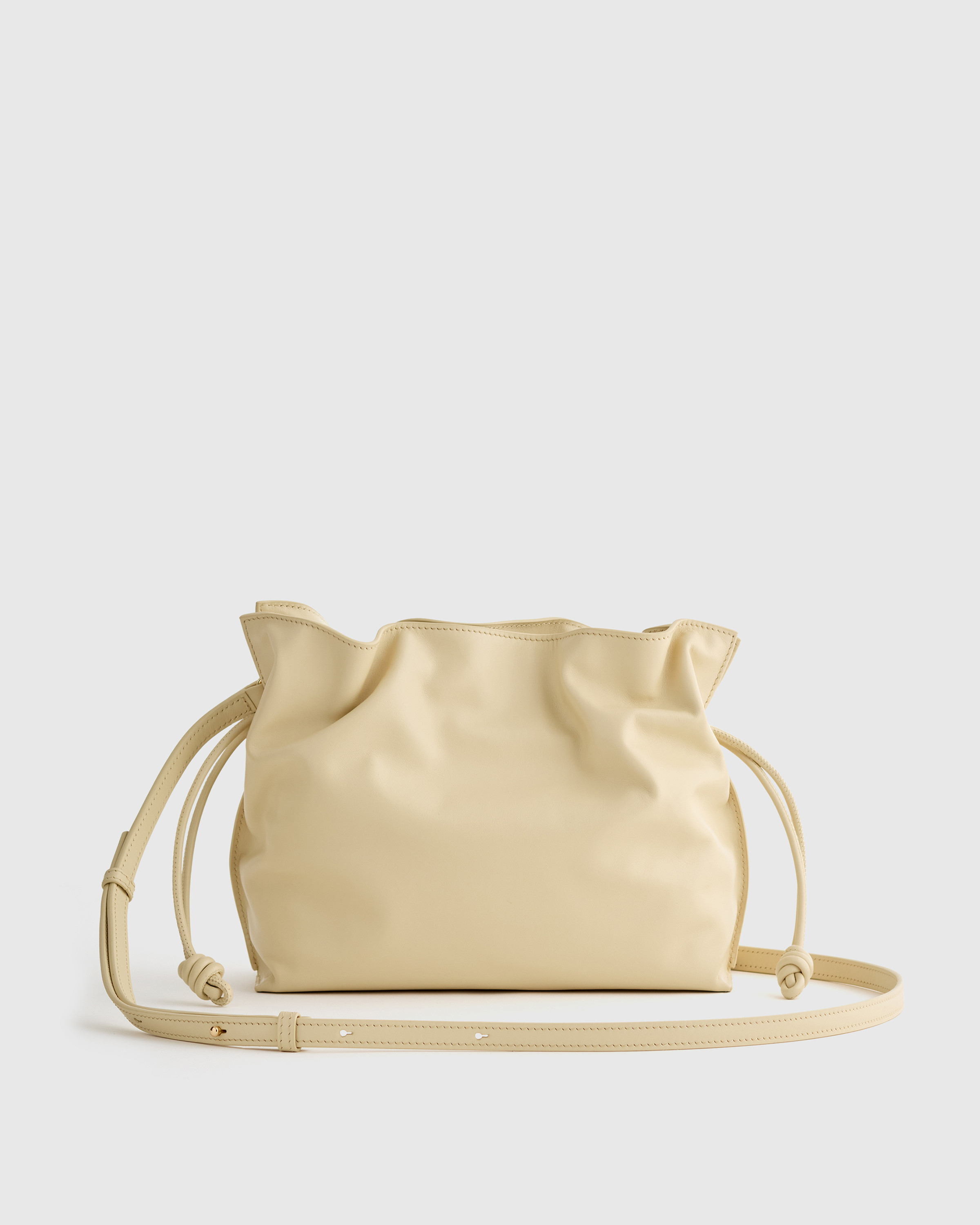 Quince | Women's Italian Leather Drawstring Pouch Crossbody in Cream | Quince
