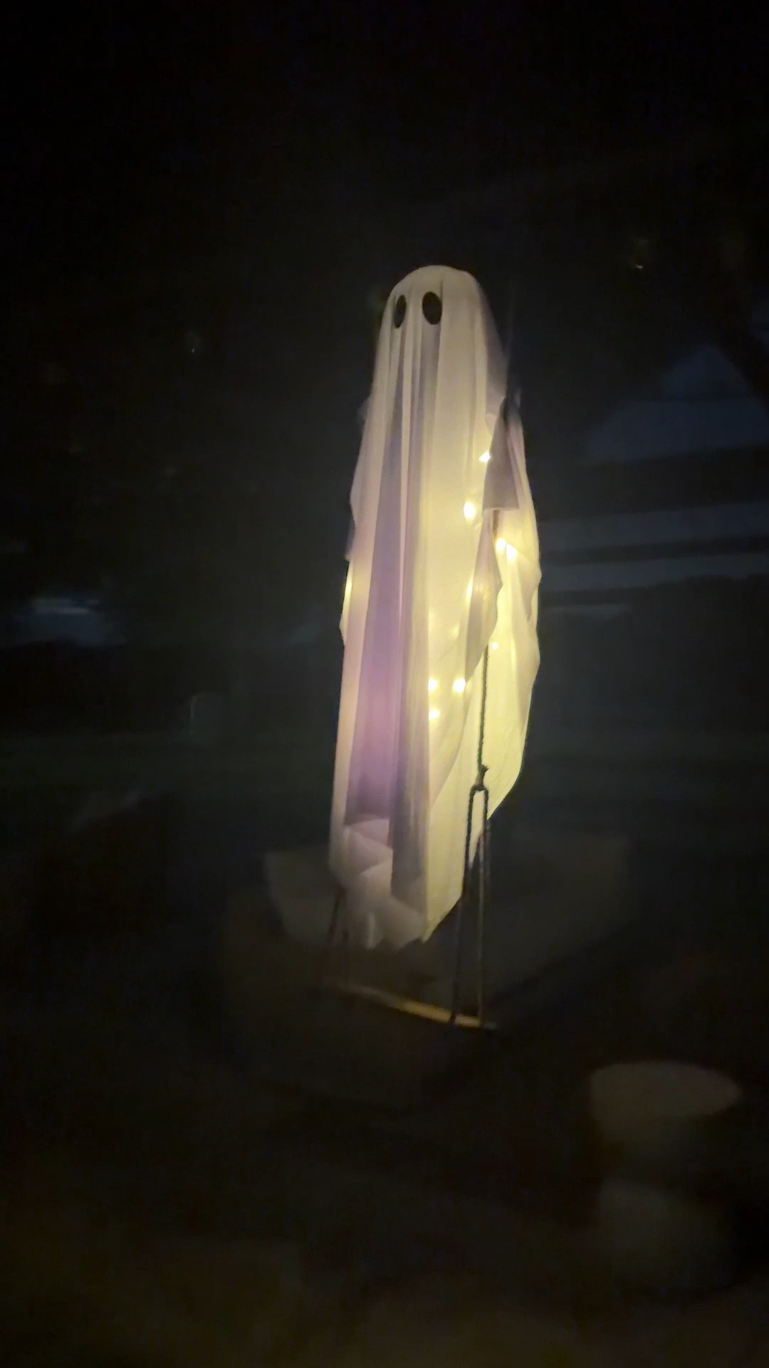 Swinging ghost spooky Halloween

#LTKHome #LTKSeasonal