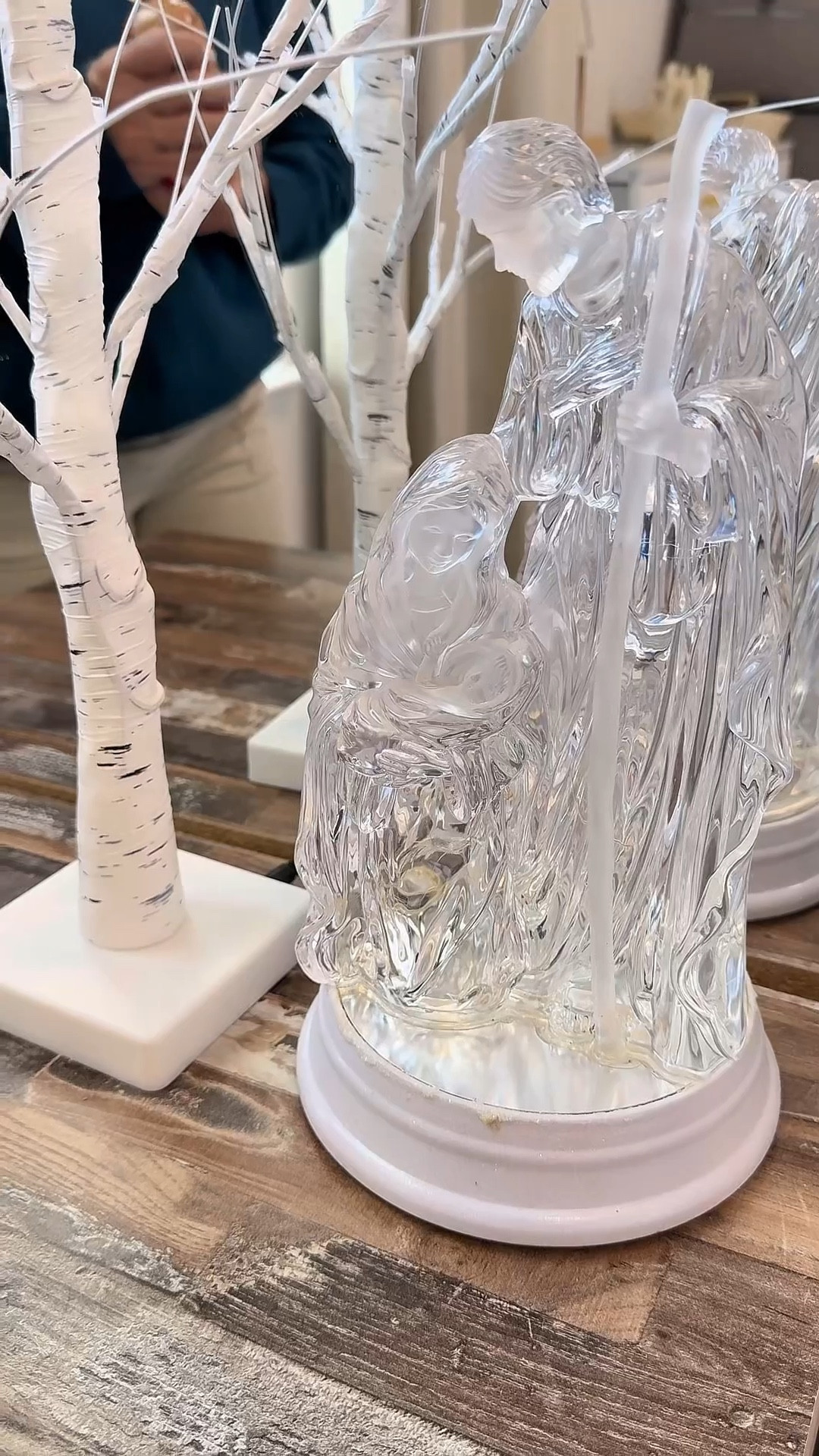 TE ENSEÑO mi colección de pesebres 🎄🫶🏻 me encanta coleccionarlos y a ti ? 
#coleccionables #nacimientos #pesebre #navidad #navideños #homedecor

#LTKstorytime #LTKHoliday