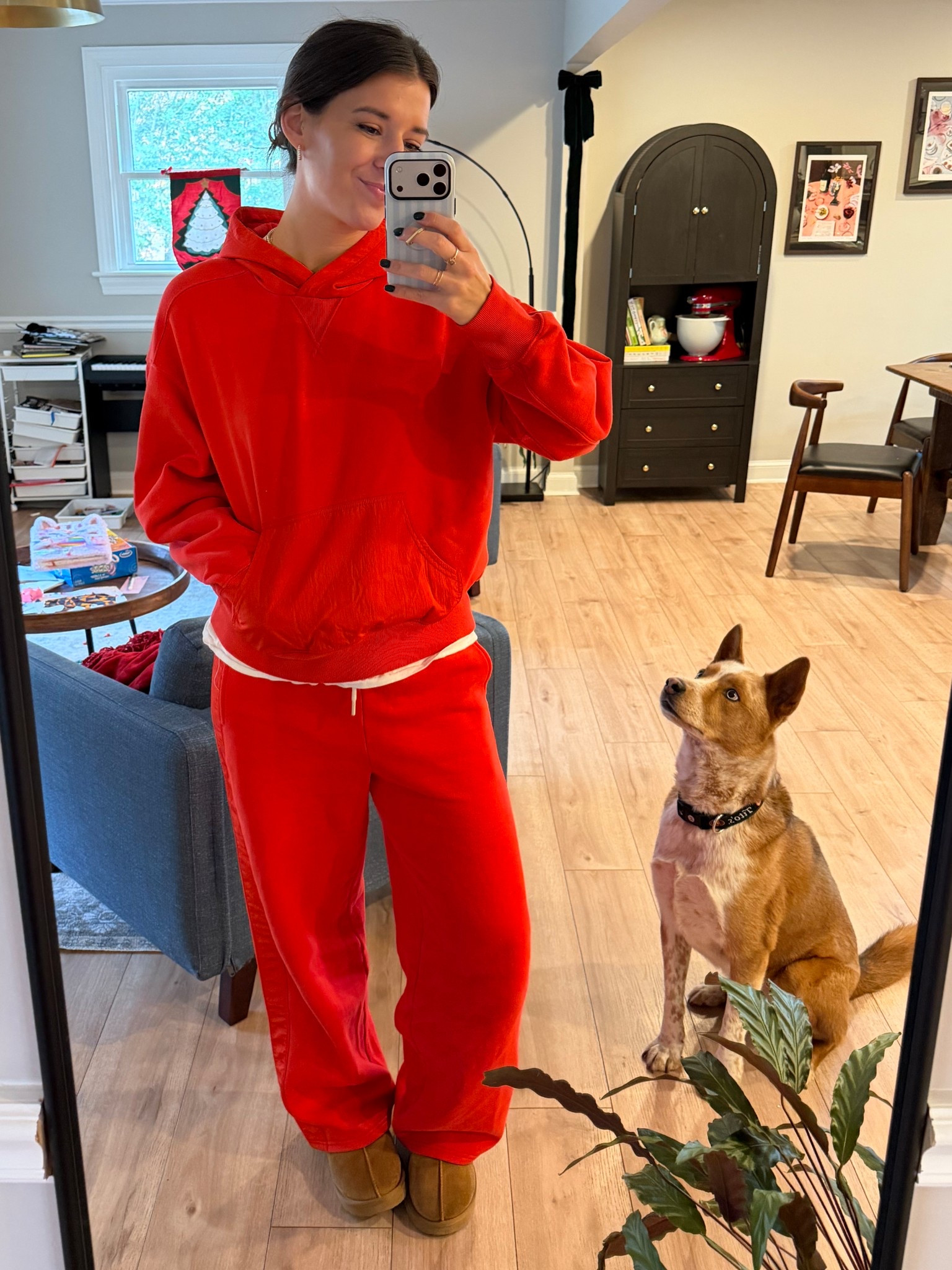 My favorite red comfort set. Christmas vibes!