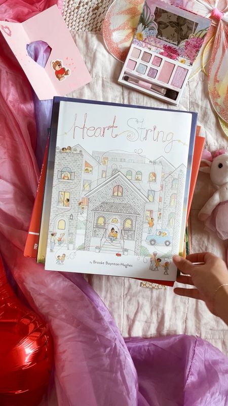 Valentine’s Day books on love that you can read any time of the year — #valentinesday #loveday #kidsbooks 

#LTKkids #LTKfamily #LTKSeasonal