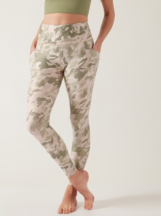 Salutation Stash Pocket Printed Tight | Athleta