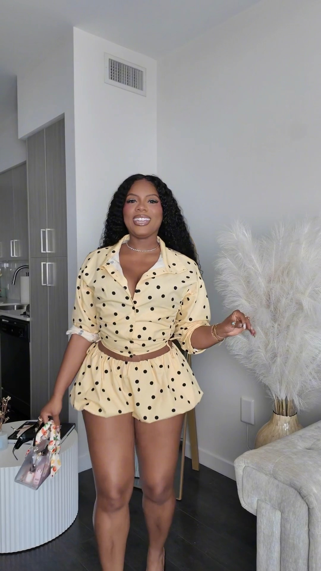 Polka dots, a cinched waist, and a silhouette that does all the work 🤎✨

This romper gives the look of a dress with the comfort of shorts, and honestly, that’s a win every time. Feminine, flattering, and perfect for brunch, date night, or a cute day out.

#PolkaDotStyle #SummerFashion #StyleInspo #LTKStyle

#LTKootd