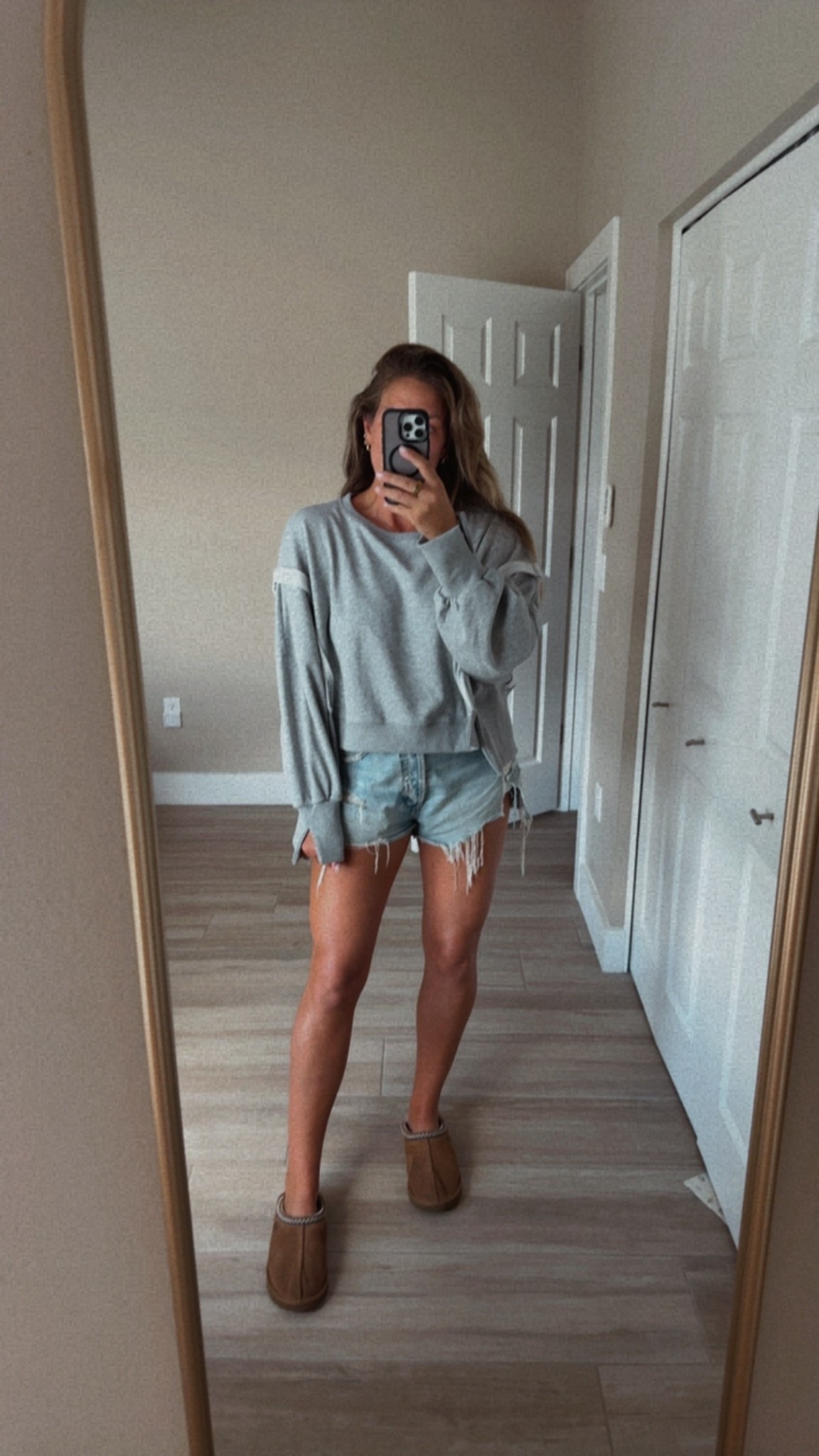 Ootd
Trending
Amazon fashion 
Abercrombie shorts


#LTKmomlife #LTKootd