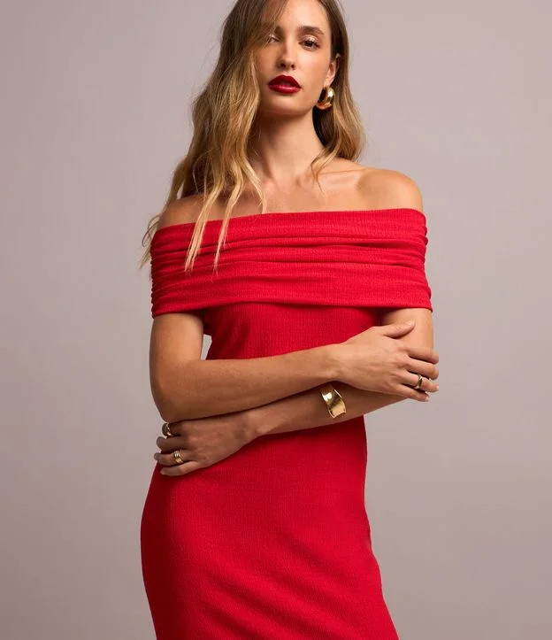 Vestido Midi Ombro a Ombro com Franzido Lateral e Decote Reto Vermelho - Lojas Renner | Renner (BR)