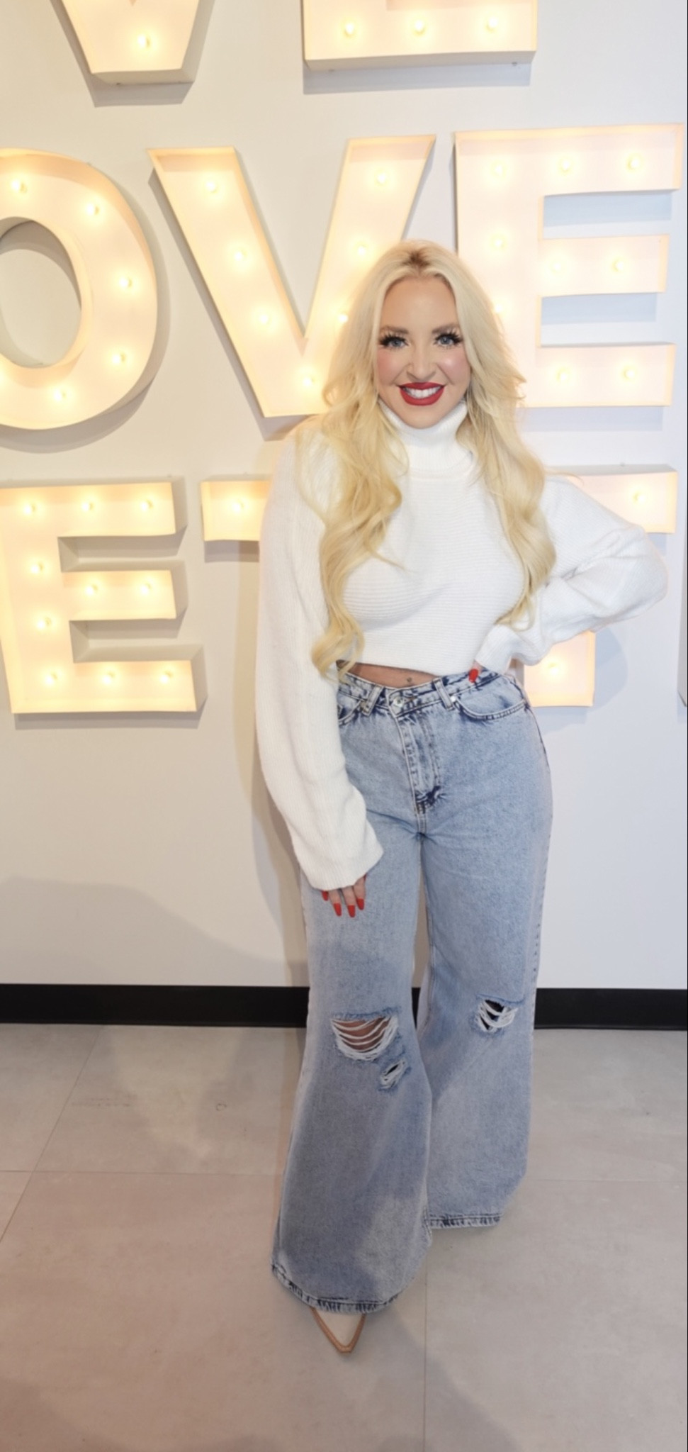 Last night was so fun! And I am obsessed with this outfit!!! Jeans are on major sale and SO FLATTERING 💕💕💕

#LTKsalealert #LTKSpringSale #LTKstyletip